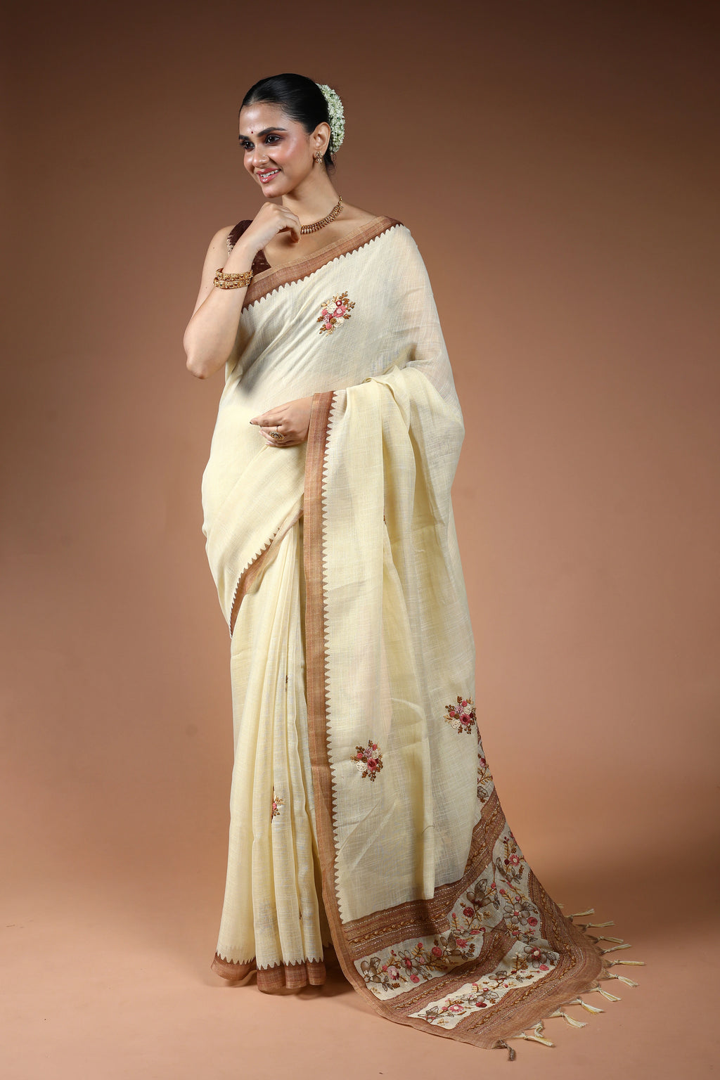 Beige Linen Handwork Saree With Blouse Piece