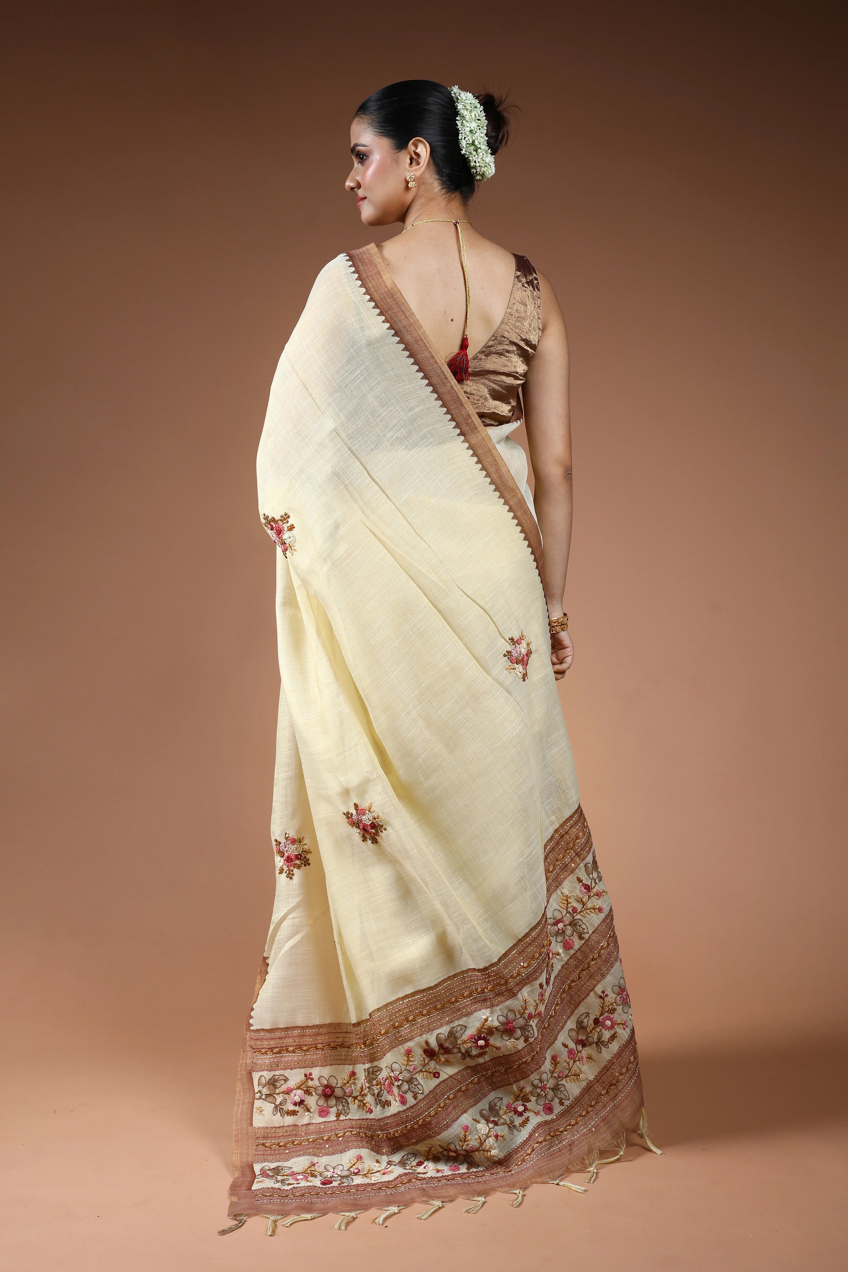 Beige Linen Handwork Saree With Blouse Piece