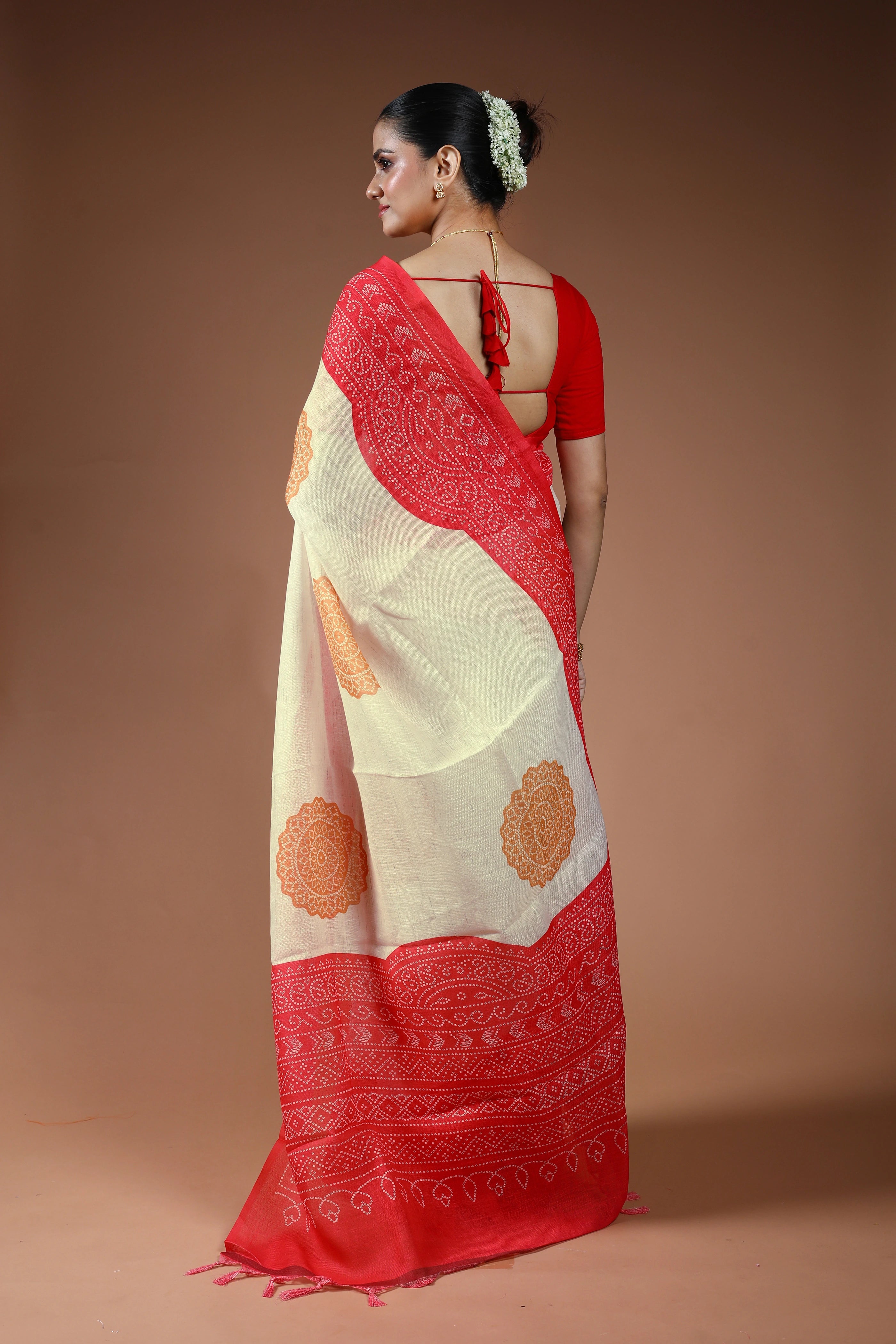 White Printed Linen Saree With Blouse Piece