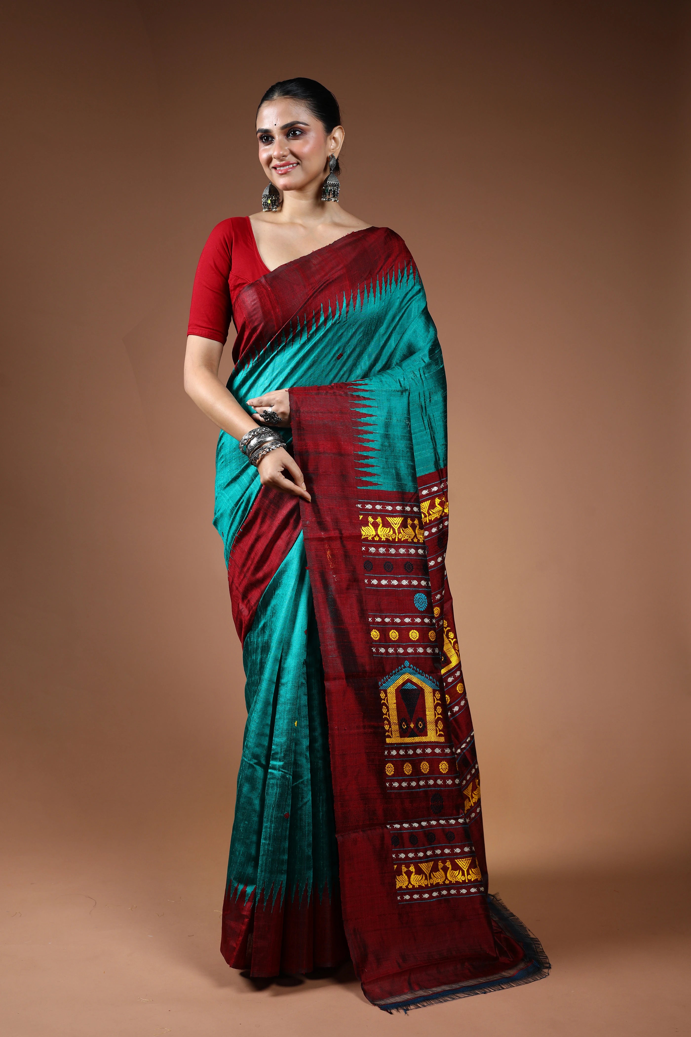 Rama Green Dolabedi Raw Silk Saree With Blouse Piece