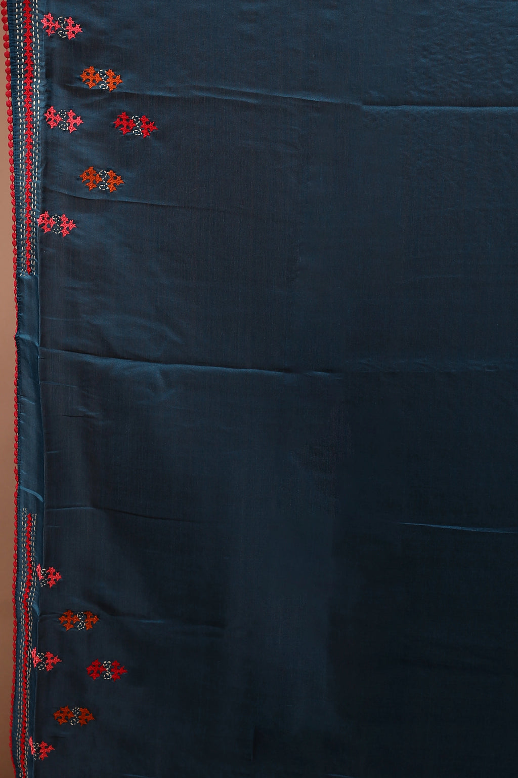 Midnight Blue Linen Gujarati Work Saree With Blouse Piece