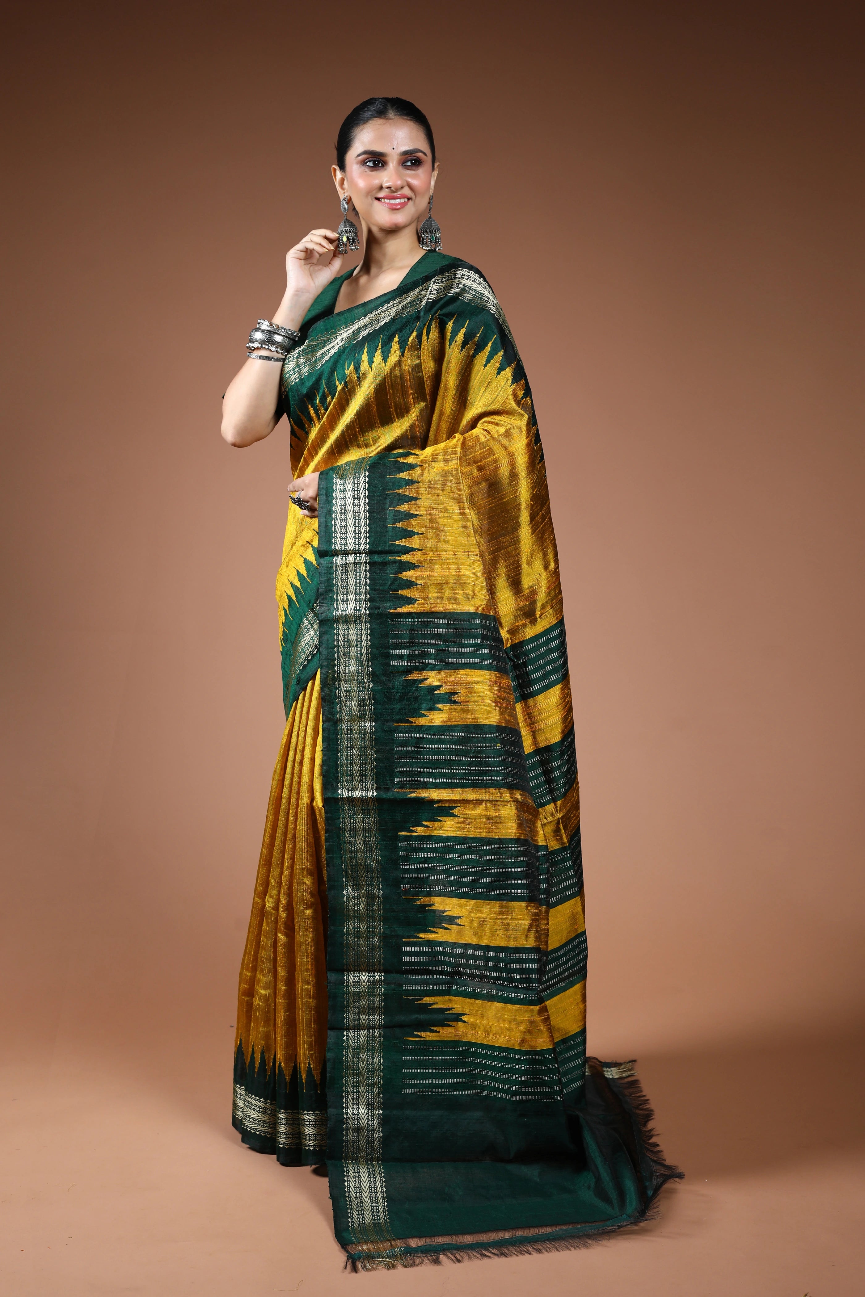 Neon Green Chattisgarh Raw Silk Saree With Blouse Piece
