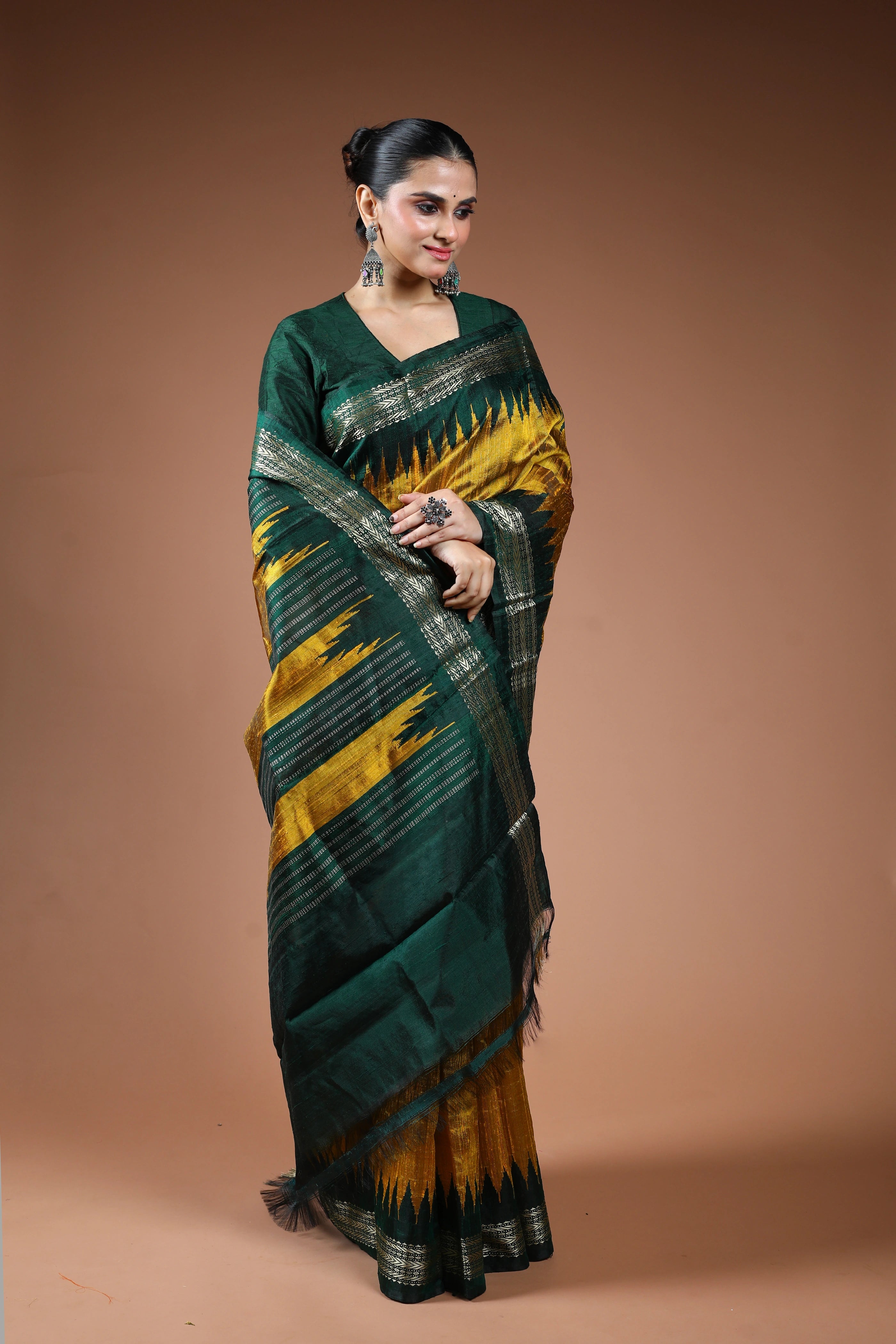 Neon Green Chattisgarh Raw Silk Saree With Blouse Piece