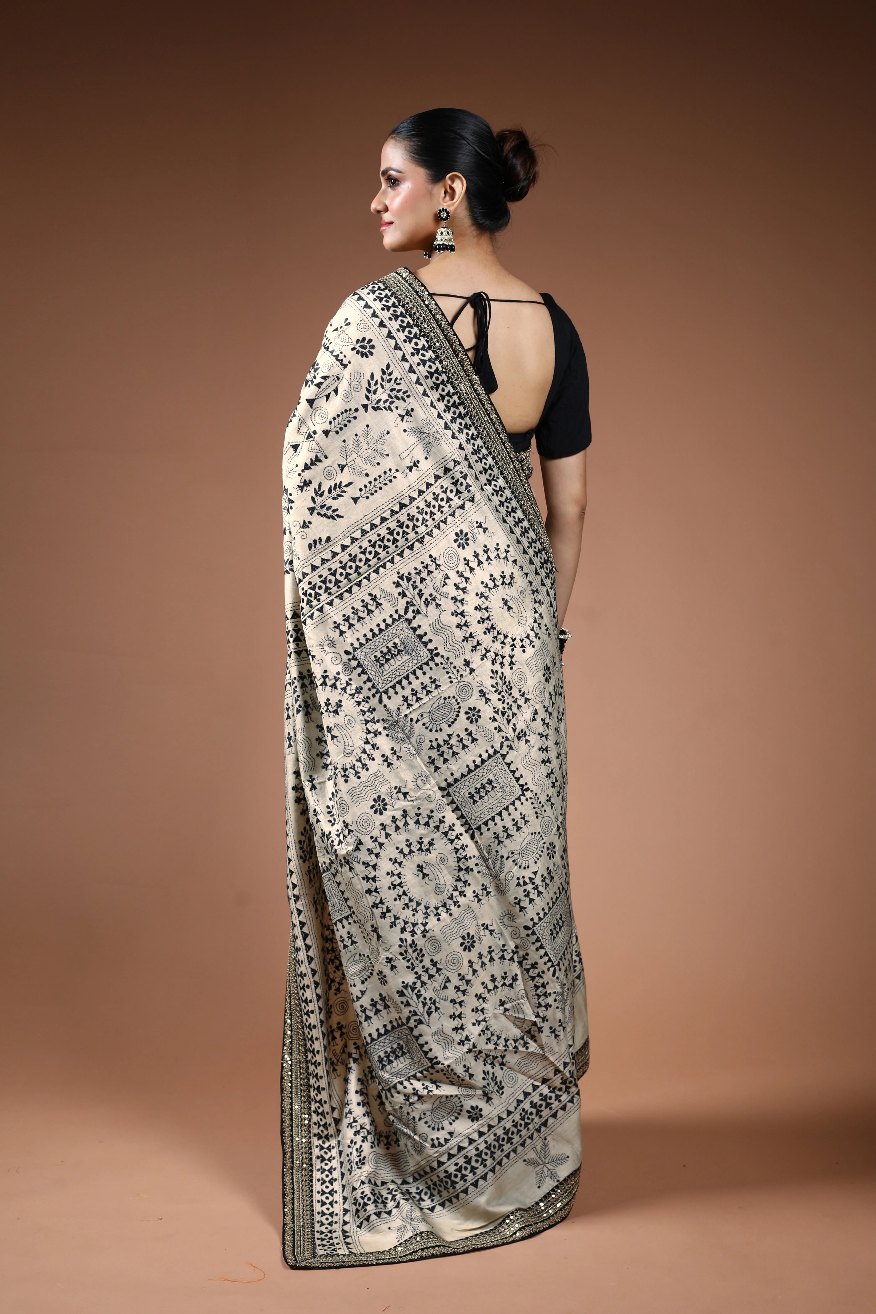 Offwhite Worli Kantha With Desginer Border Saree With Blouse Piece