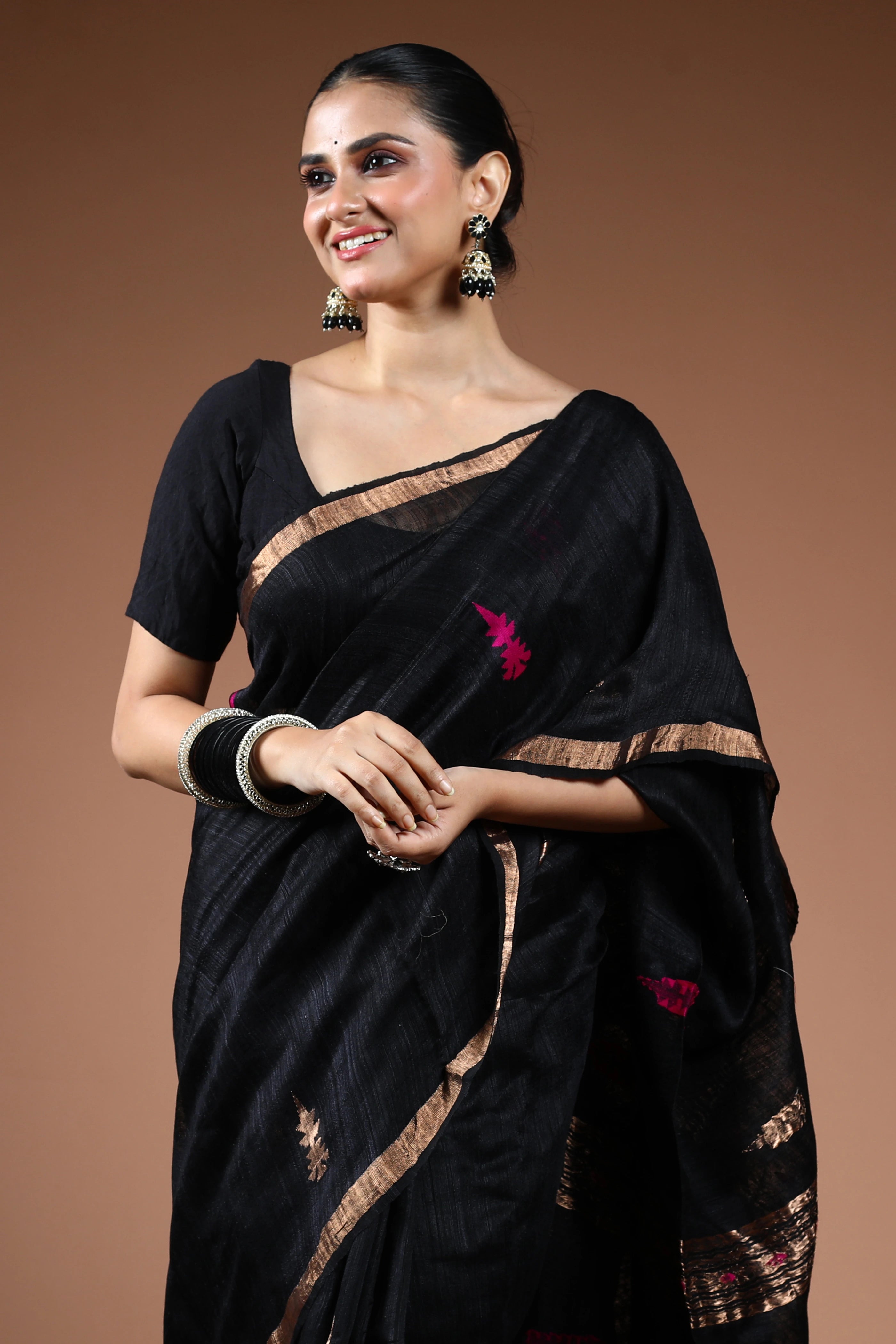 Black Matka Silk Saree With Blouse Piece