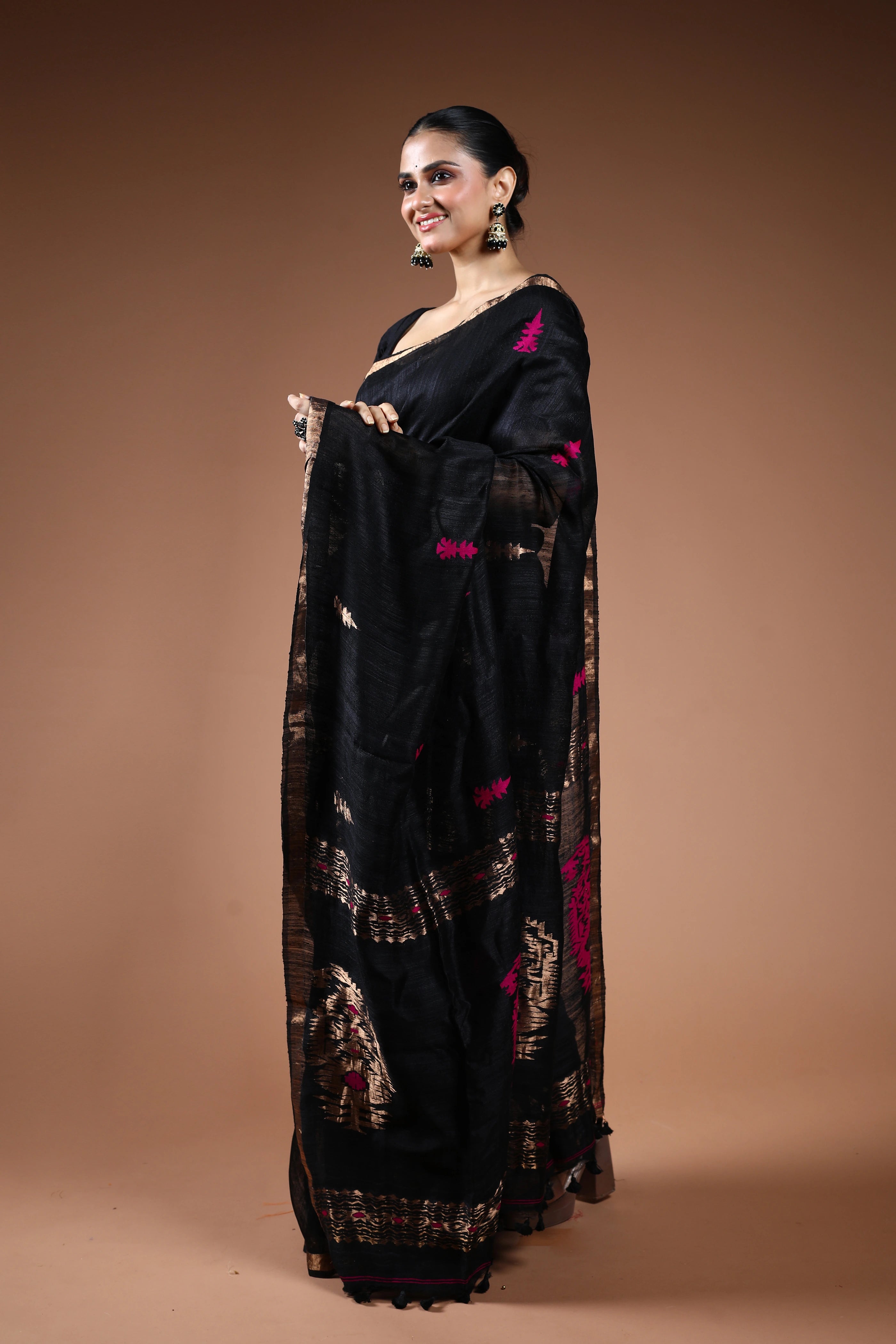 Black Matka Silk Saree With Blouse Piece