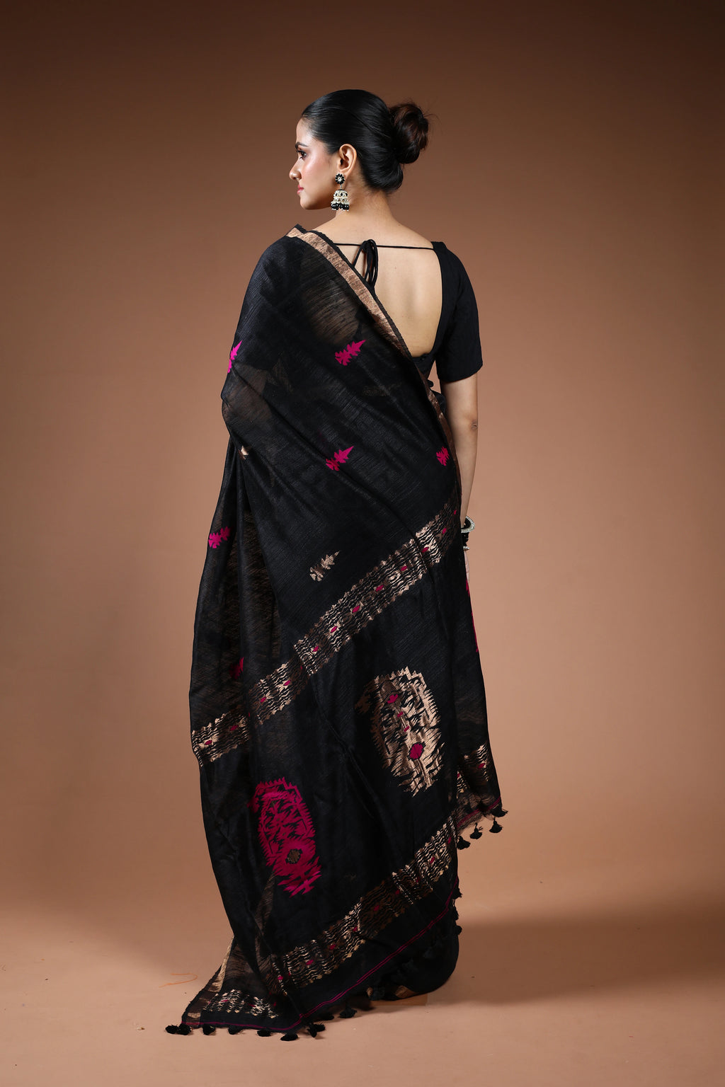 Black Matka Silk Saree With Blouse Piece