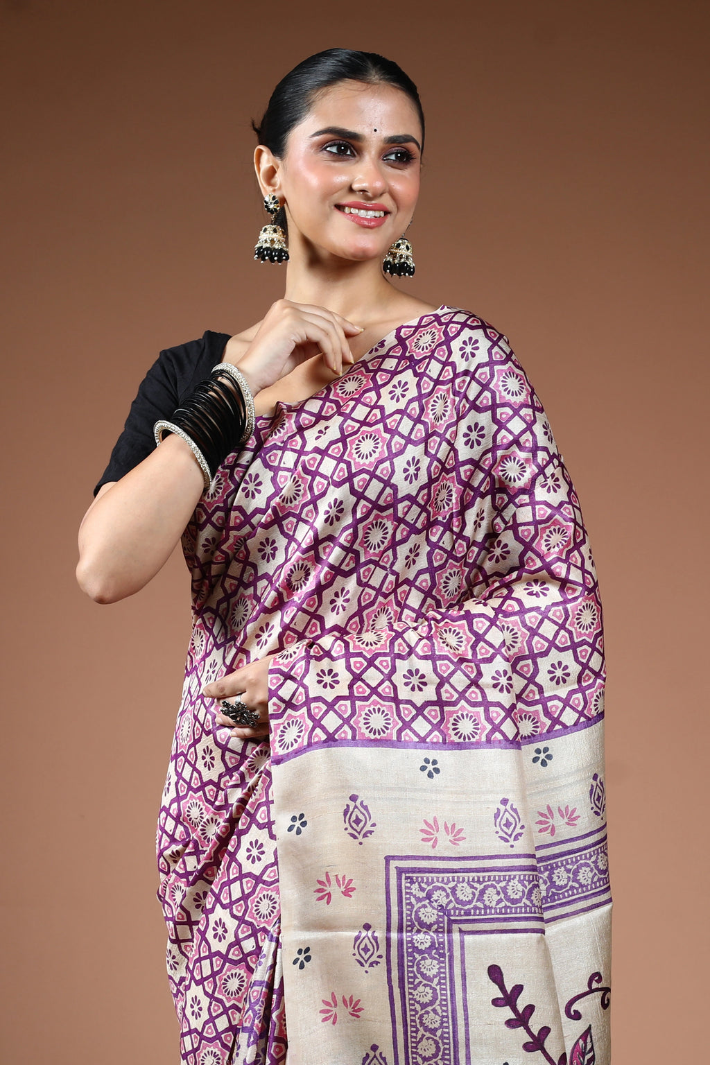 Purple Offwhite Tussar Printed Saree With Blouse Piece