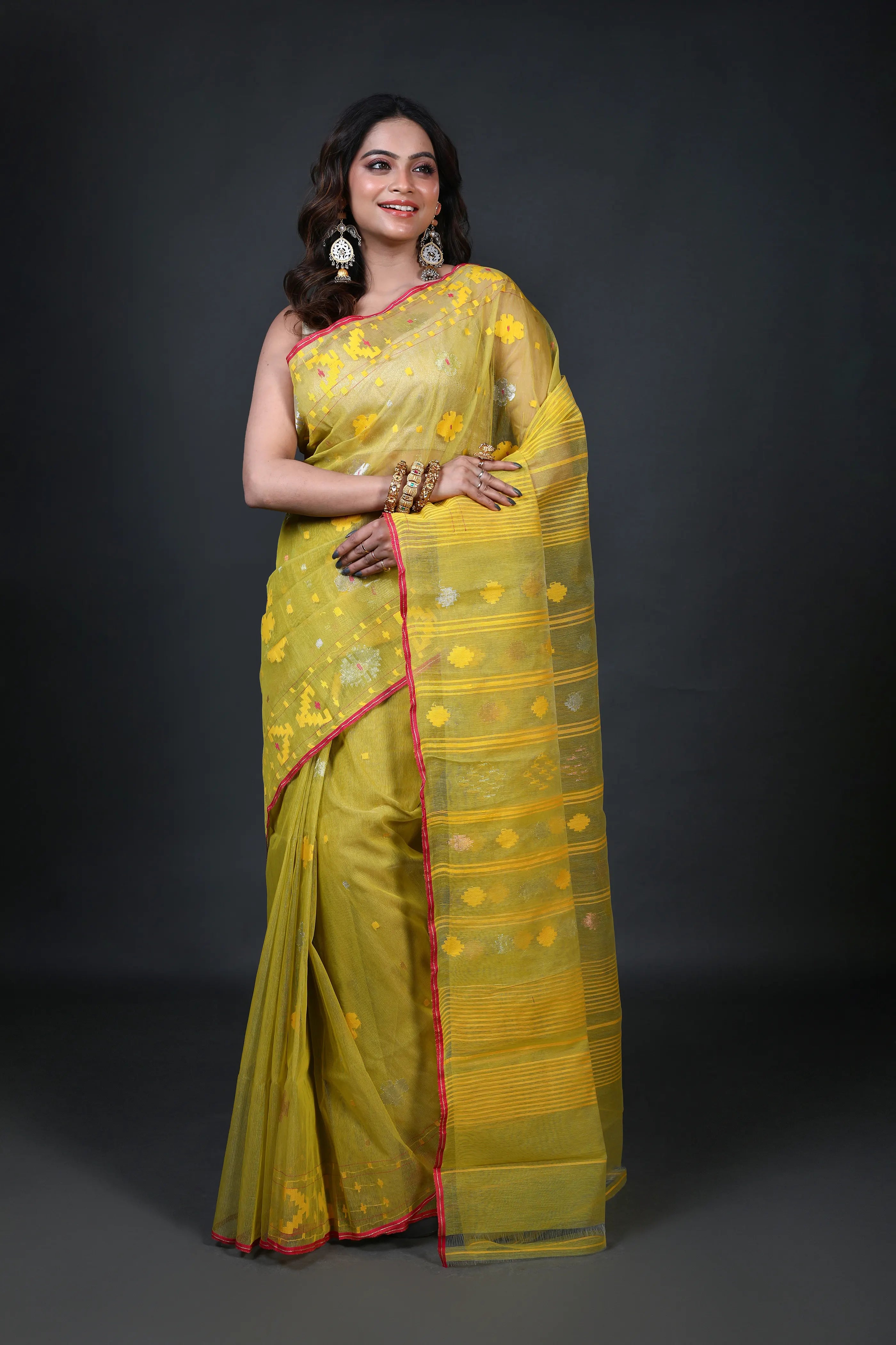 Greenish Yellow Dhakai Jamdani Saree With Blouse Piece