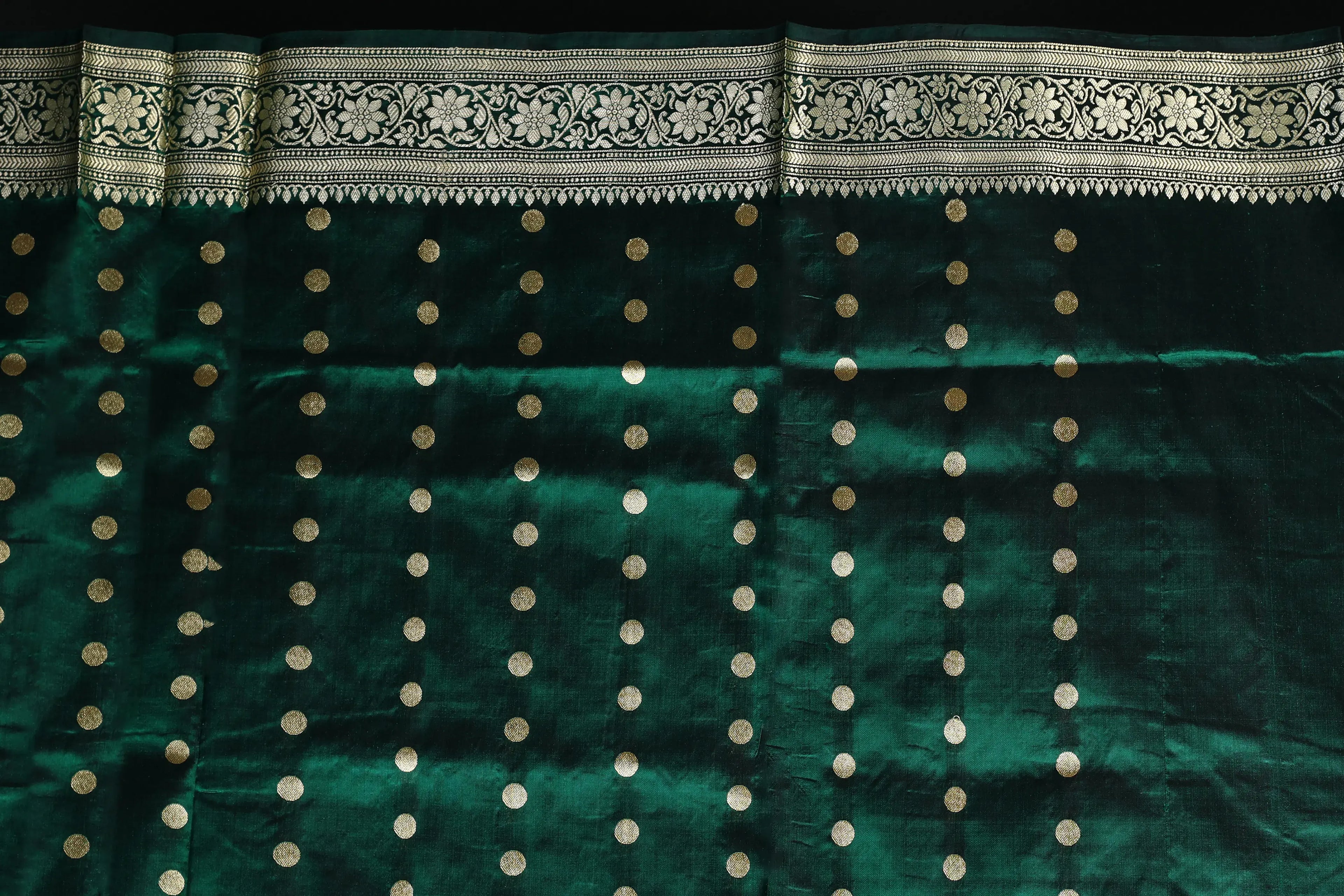 Bottle Green Katan Banarasi Saree With Blouse Piece