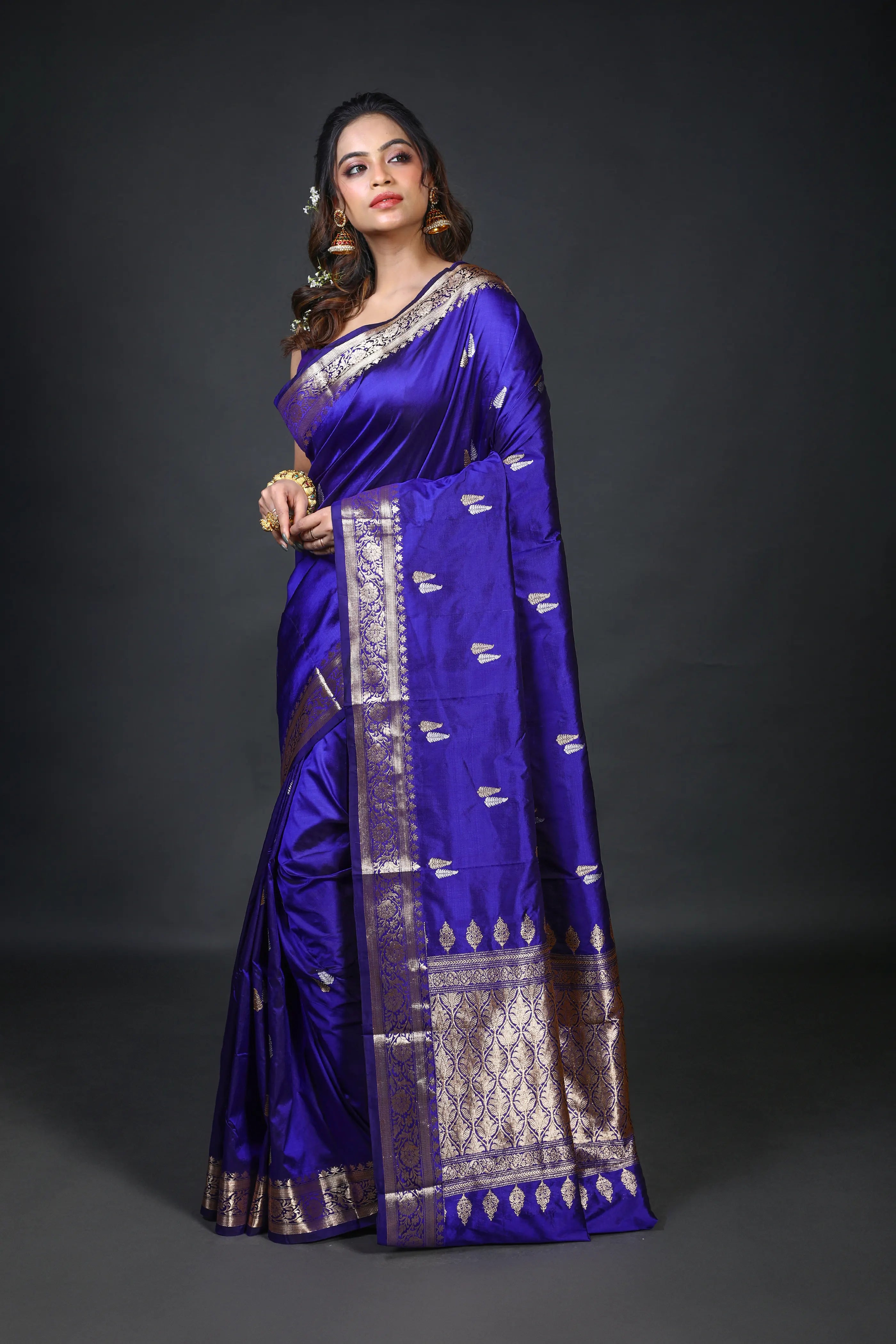 Navi Blue Katan Banarasi Saree With Blouse Piece