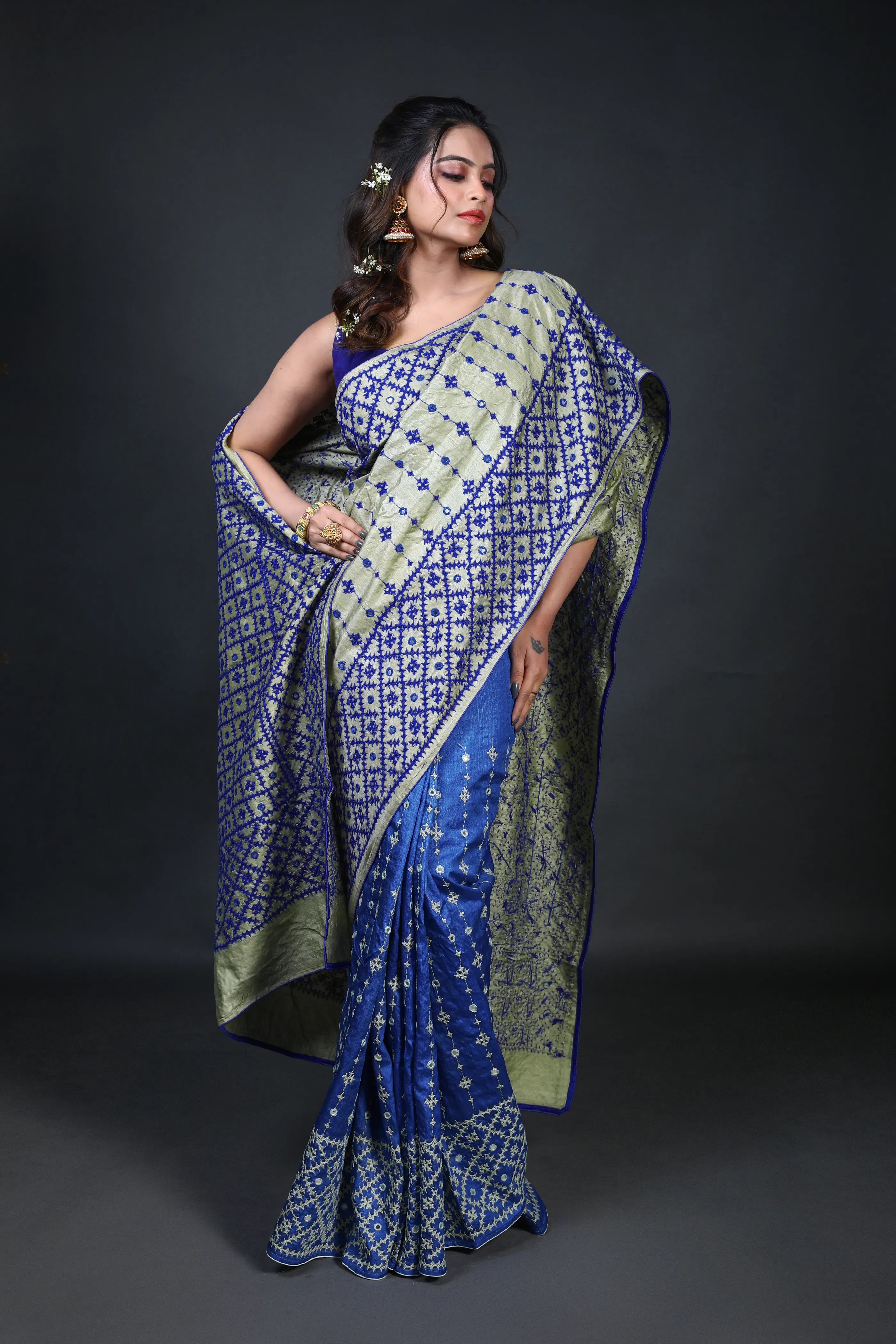 Blue Pista Tussar Gujarati Saree With Blouse Piece