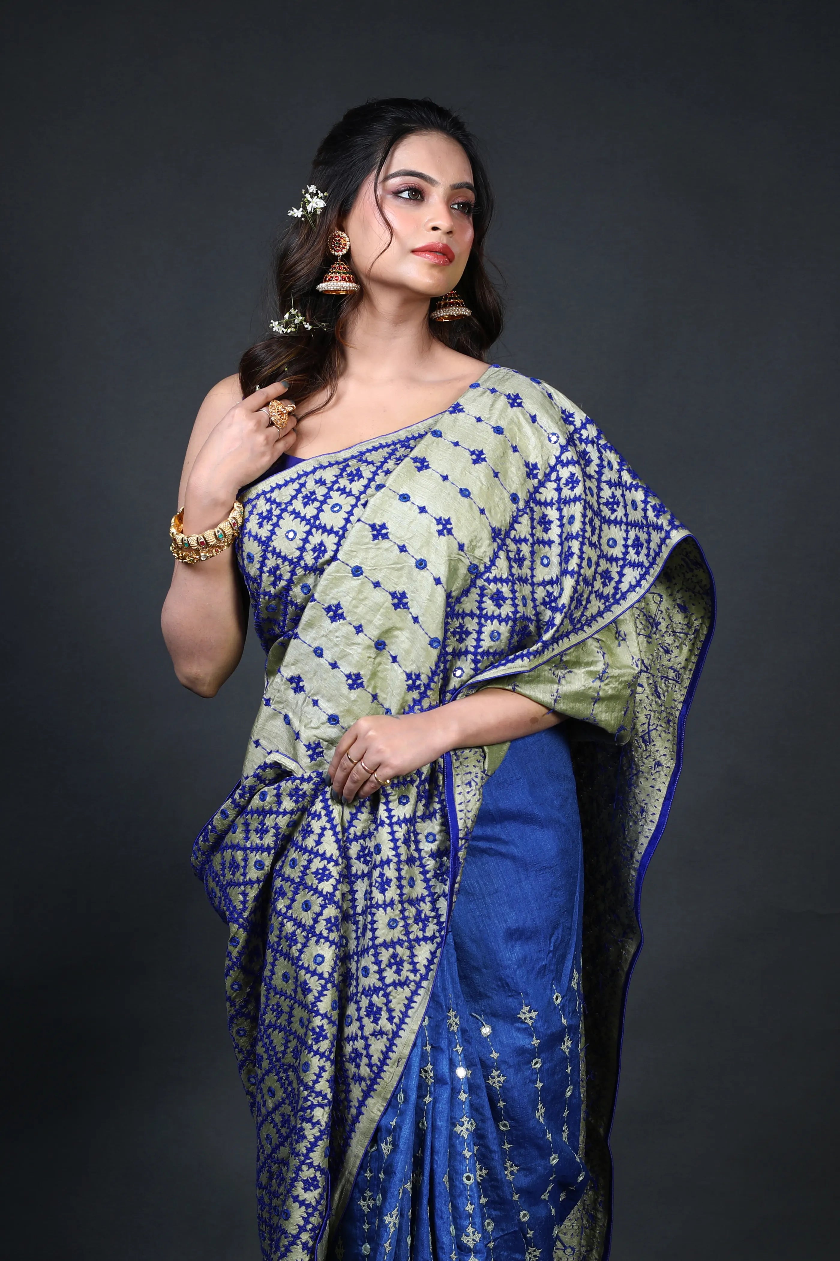 Blue Pista Tussar Gujarati Saree With Blouse Piece