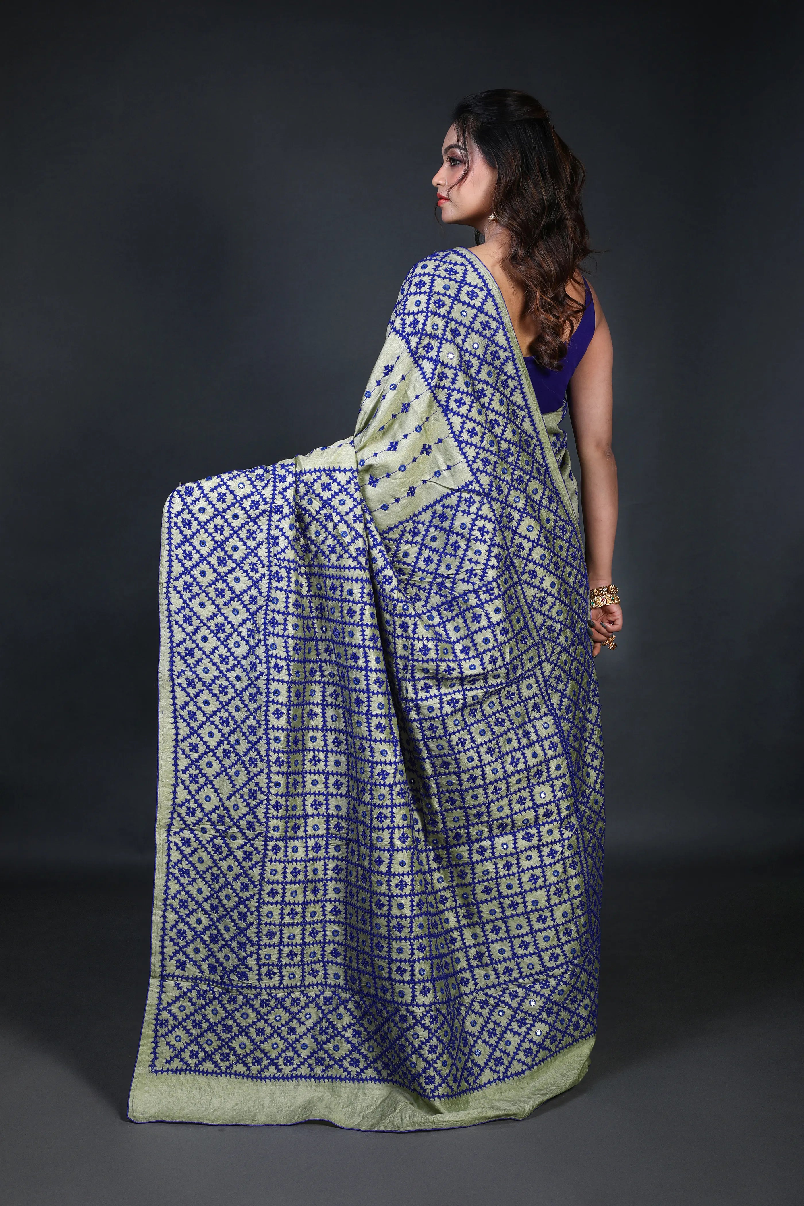 Blue Pista Tussar Gujarati Saree With Blouse Piece