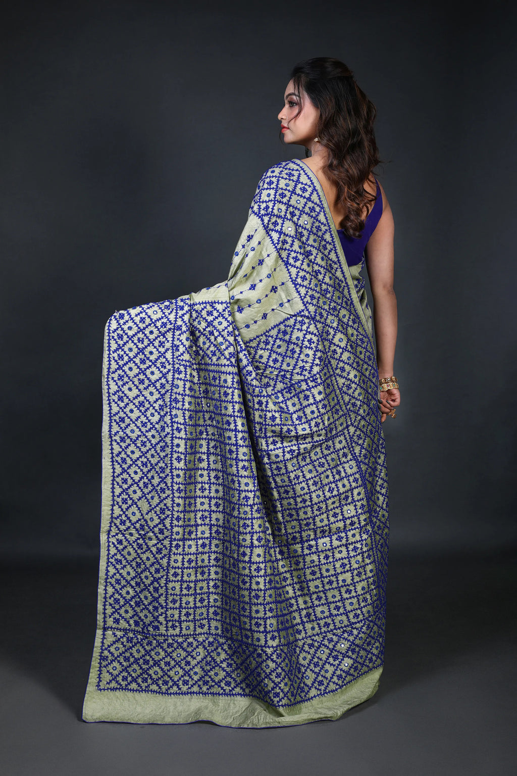 Blue Pista Tussar Gujarati Saree With Blouse Piece