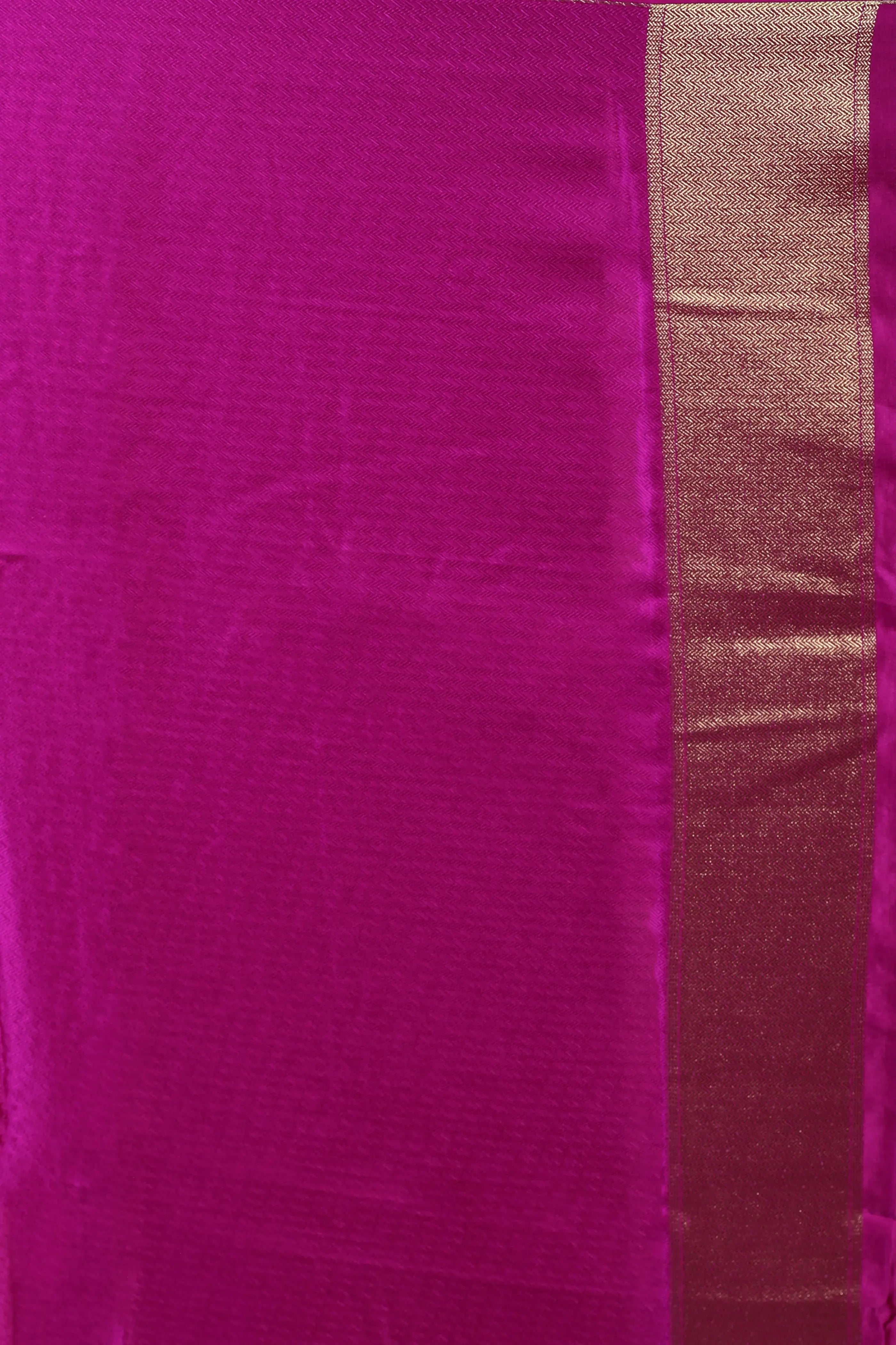 Magenta Semi Mashru Banarasi Saree With Blouse Piece