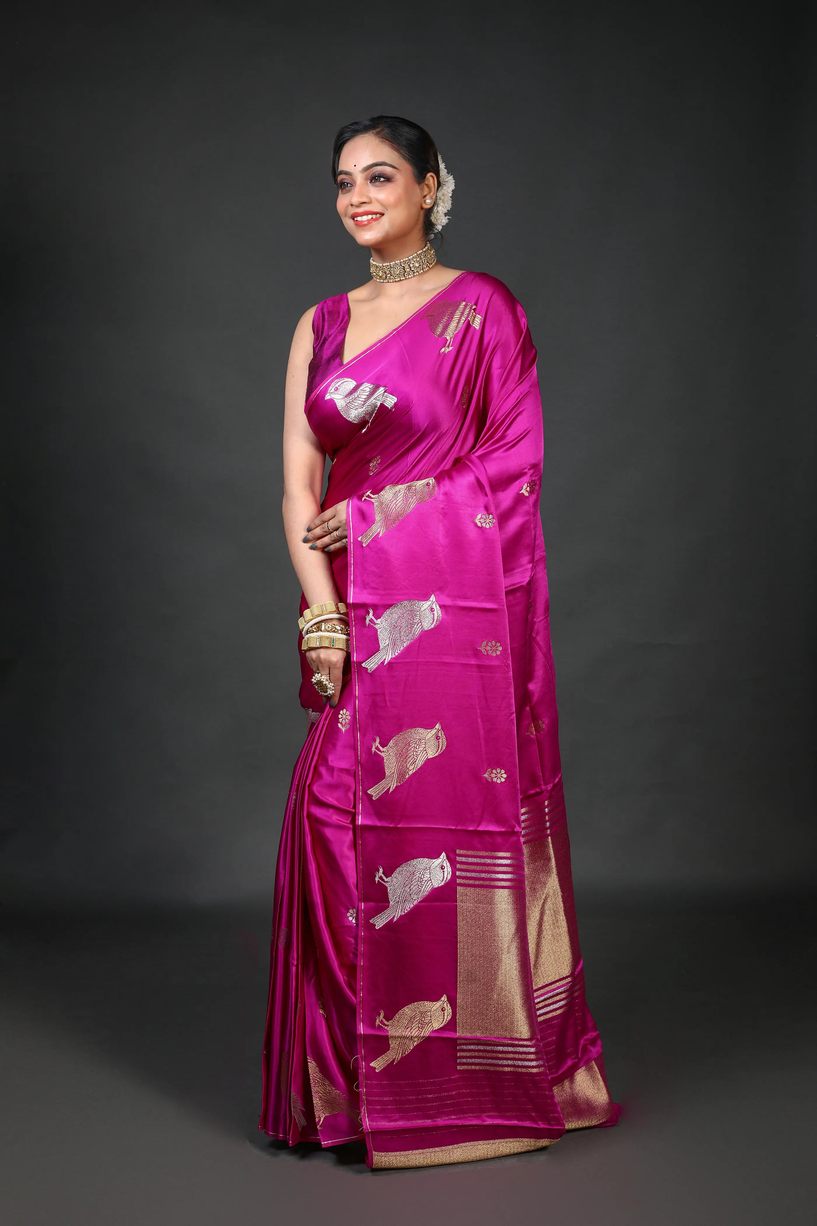 Magenda Semi Mashru Banarasi Saree With Blouse Piece