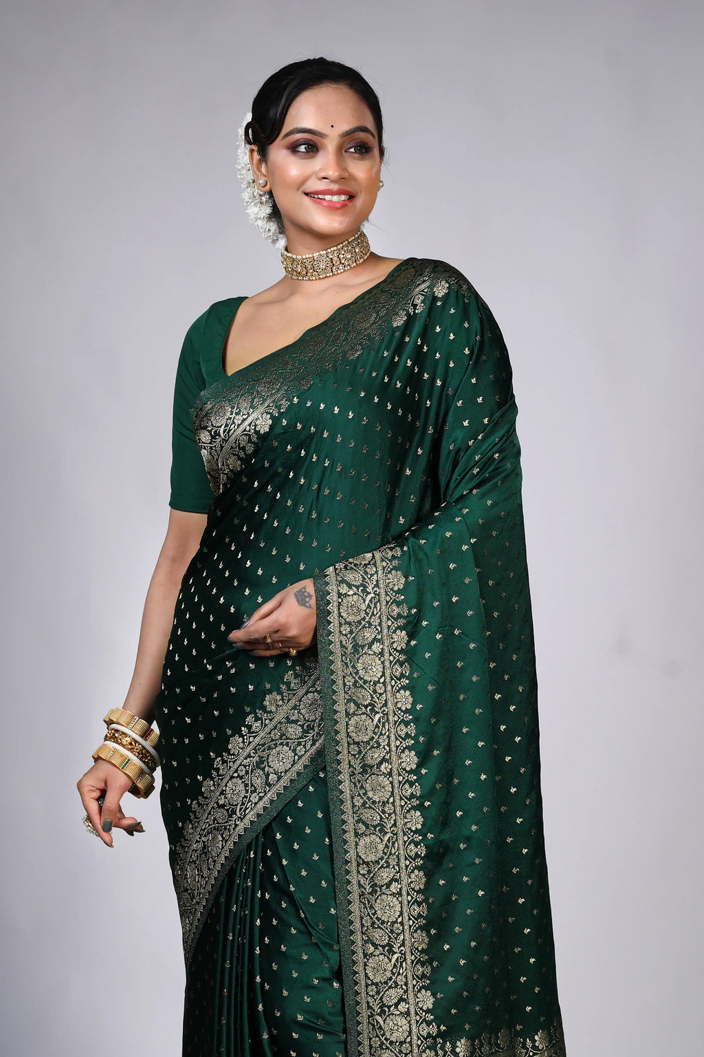 Bottle Green Blended Crepe Banarasi Saree With Blouse Piece