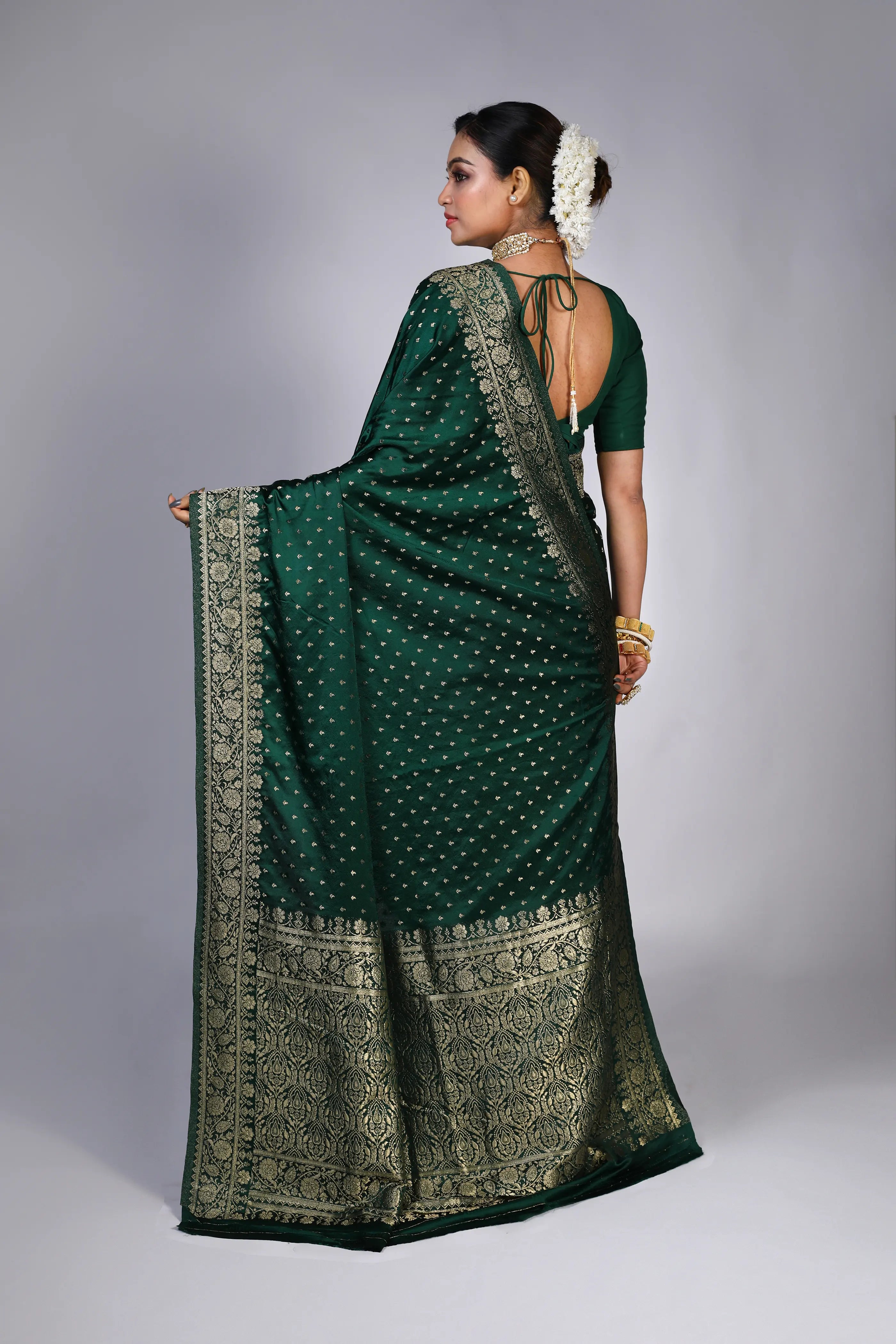 Bottle Green Blended Crepe Banarasi Saree With Blouse Piece