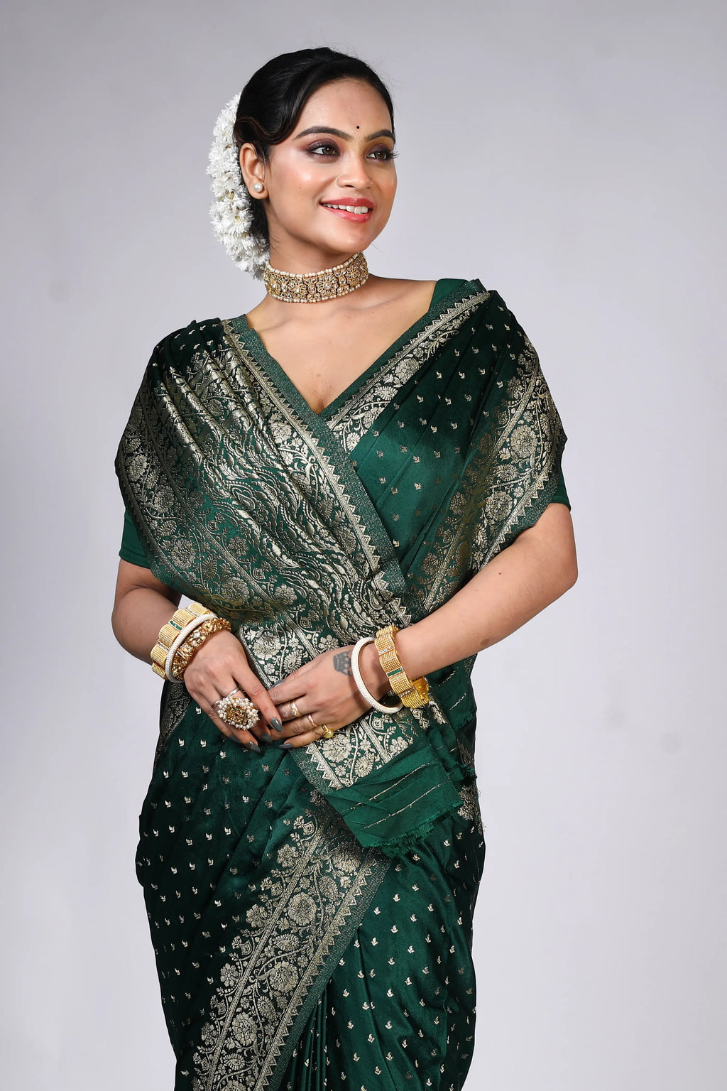 Bottle Green Blended Crepe Banarasi Saree With Blouse Piece