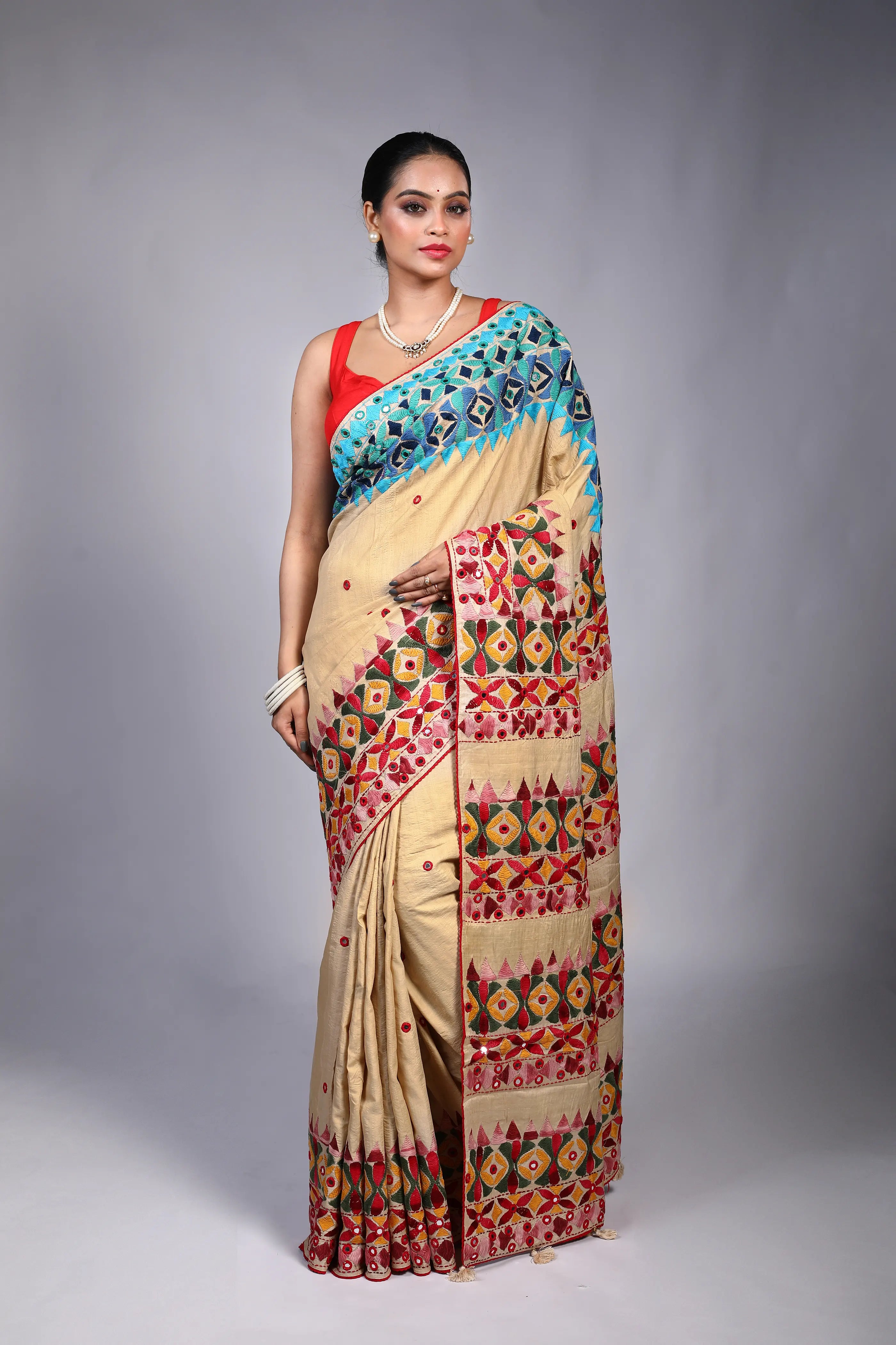Beige Tussar Kathiyawadi Saree With Blouse Piece