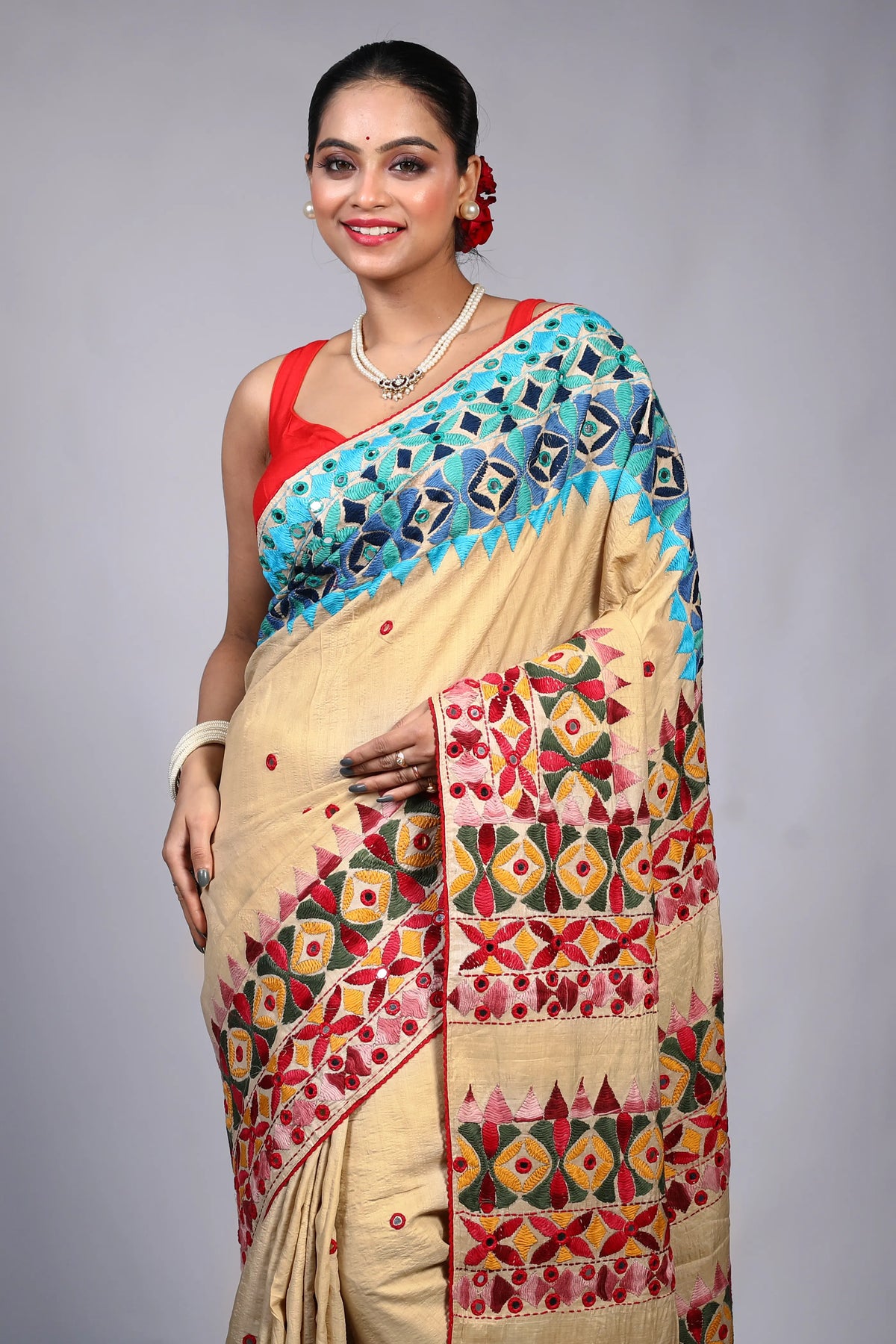 Beige Tussar Kathiyawadi Saree With Blouse Piece