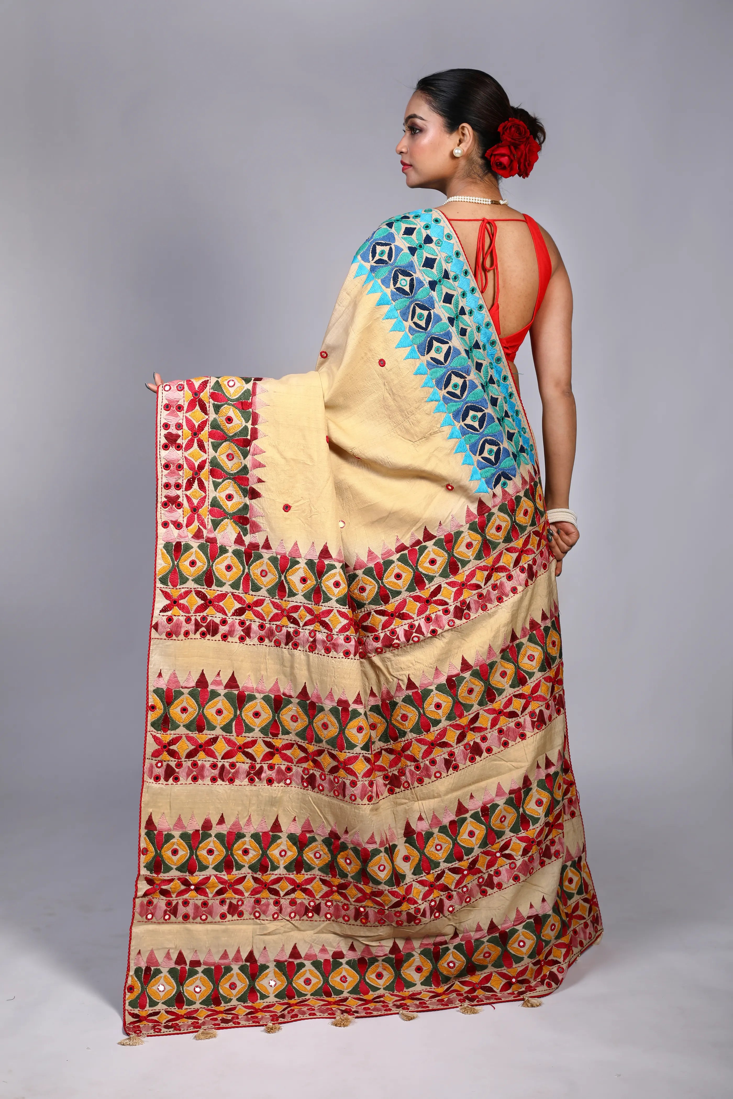 Beige Tussar Kathiyawadi Saree With Blouse Piece