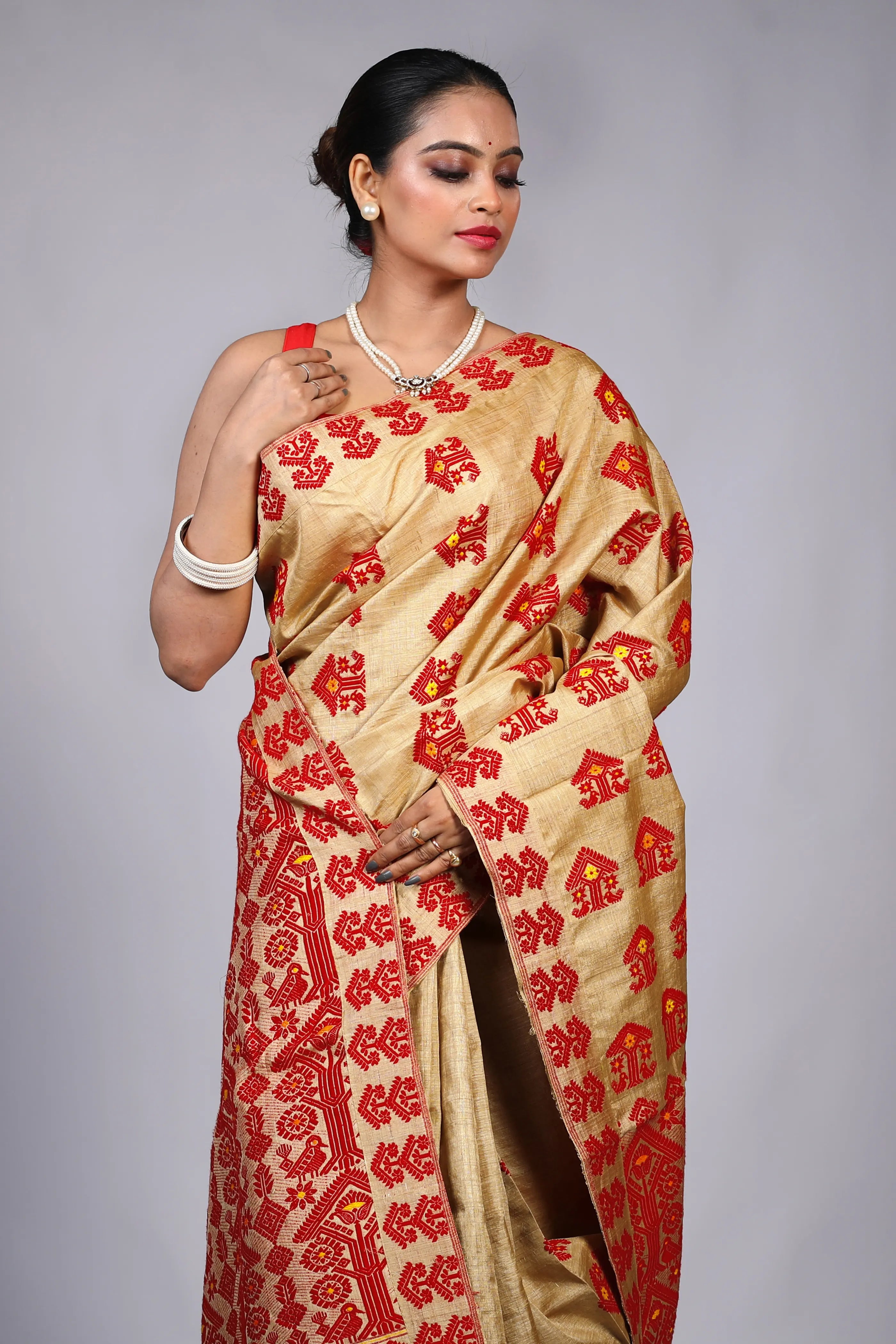 Beige Muga Tussar Assam Saree With Blouse Piece