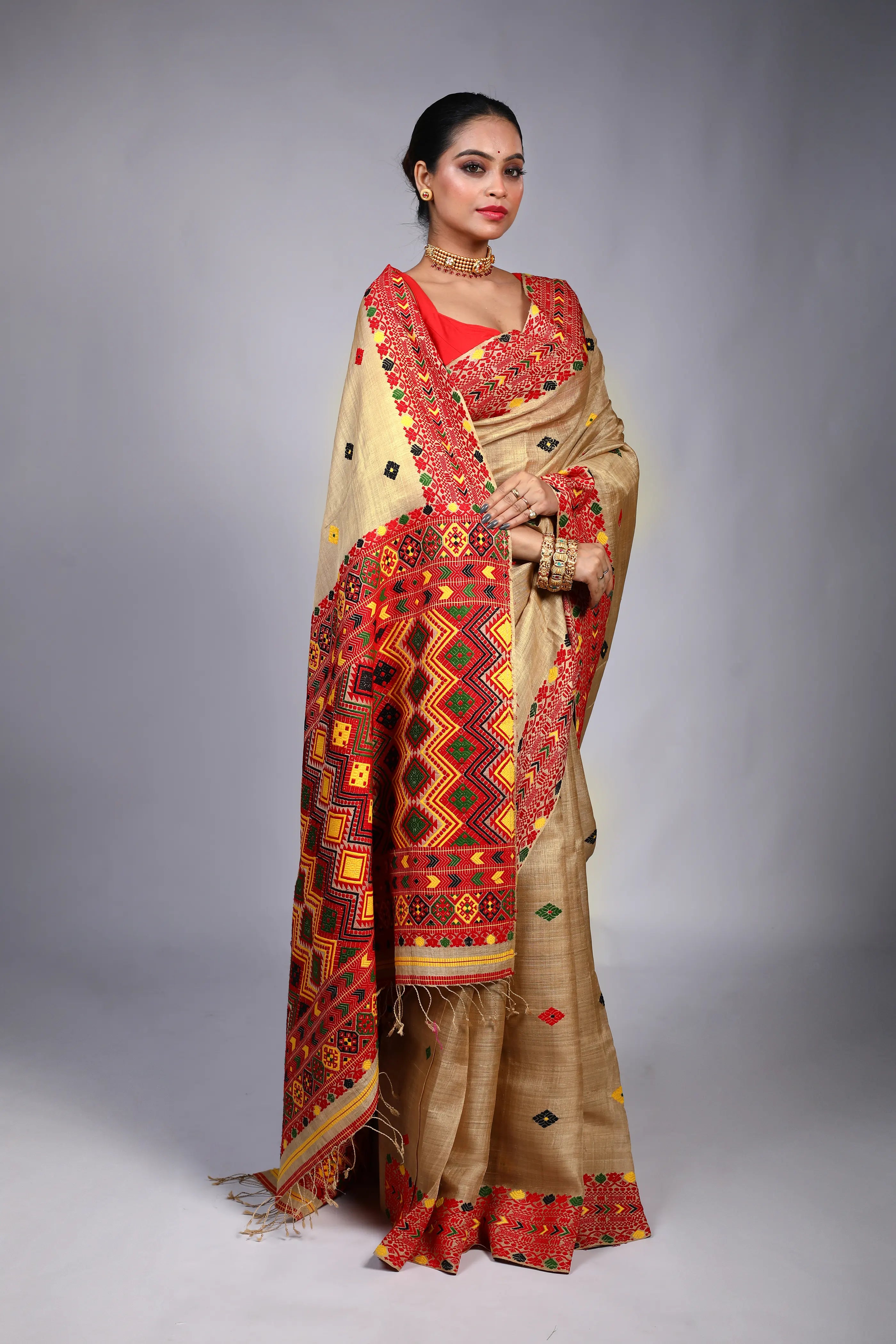 Beige Muga Tussar Assam Saree With Blouse Piece