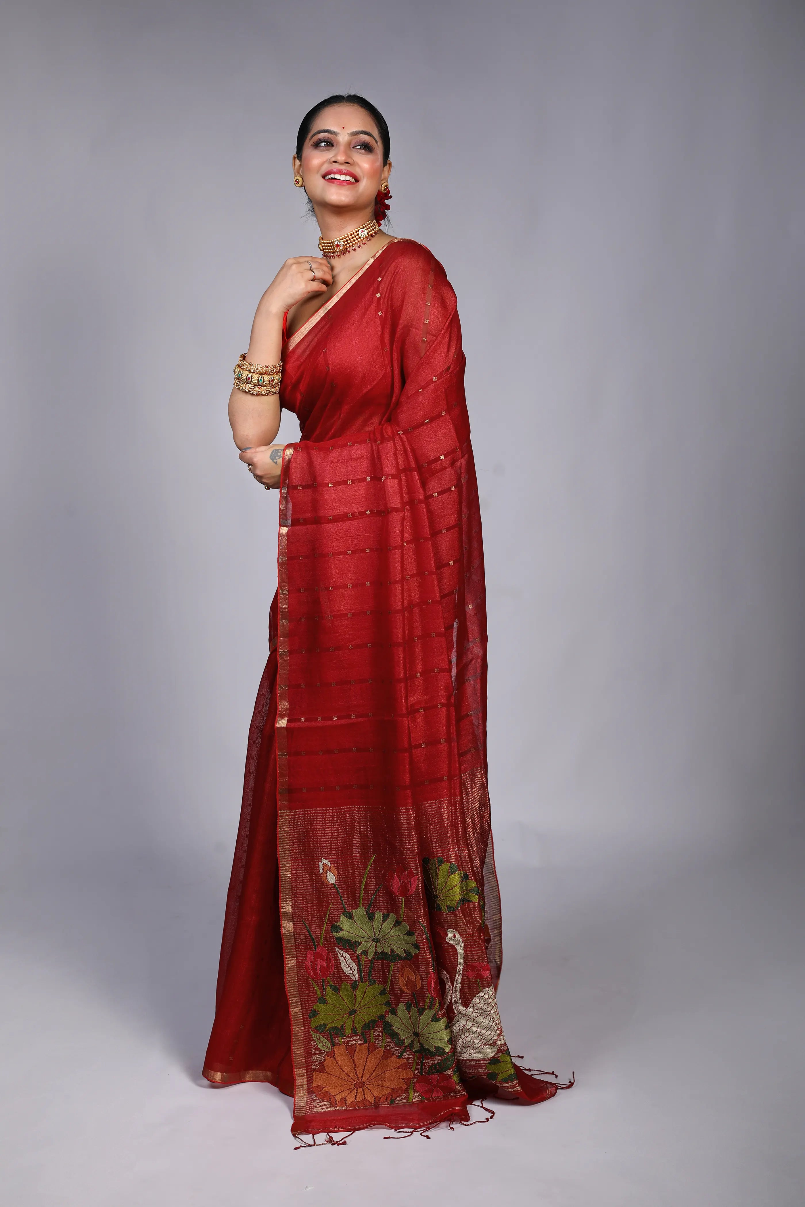 Red Tussar Muslin Saree With Blouse Piece