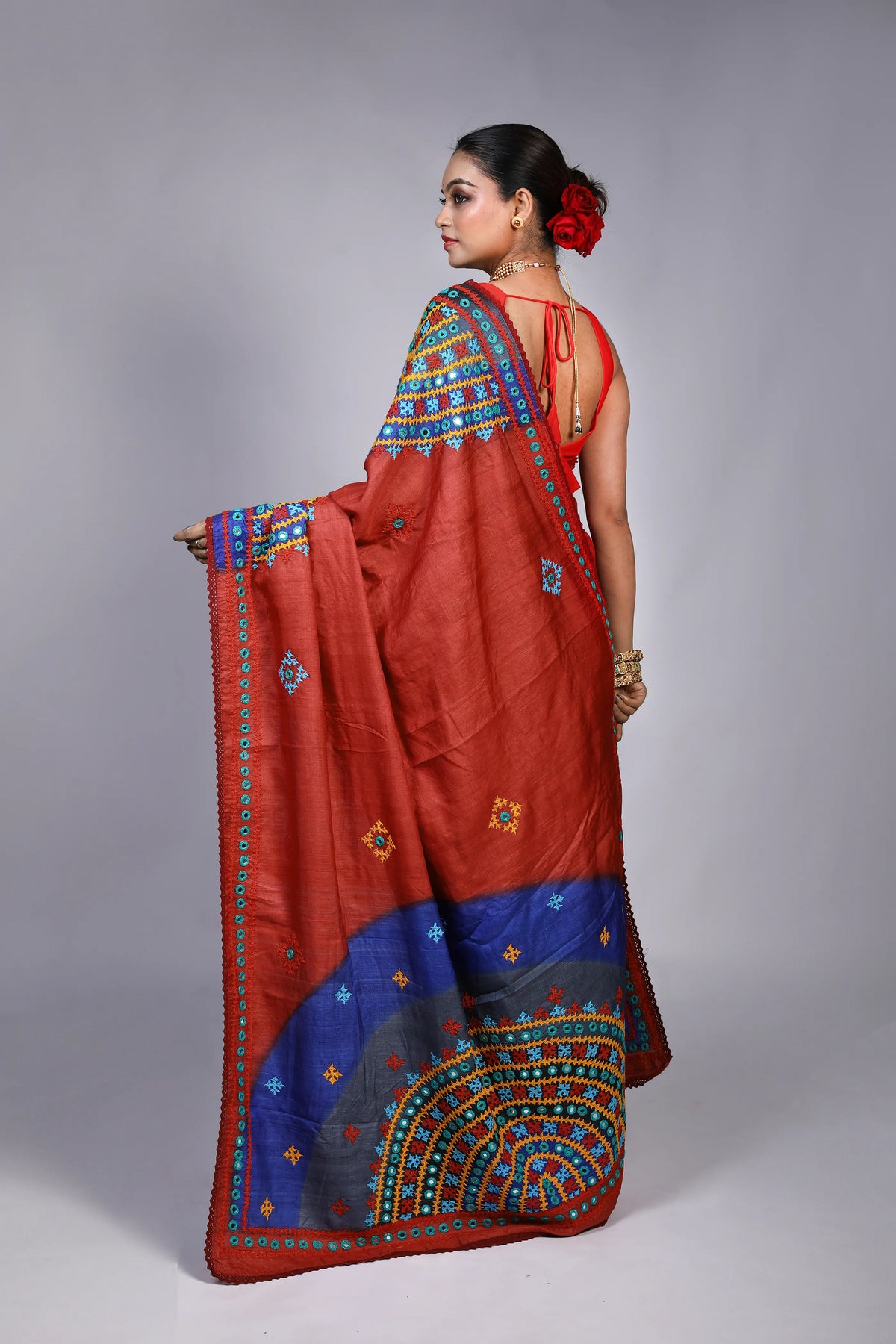Red Tussar Gujarati Saree With Blouse Piece