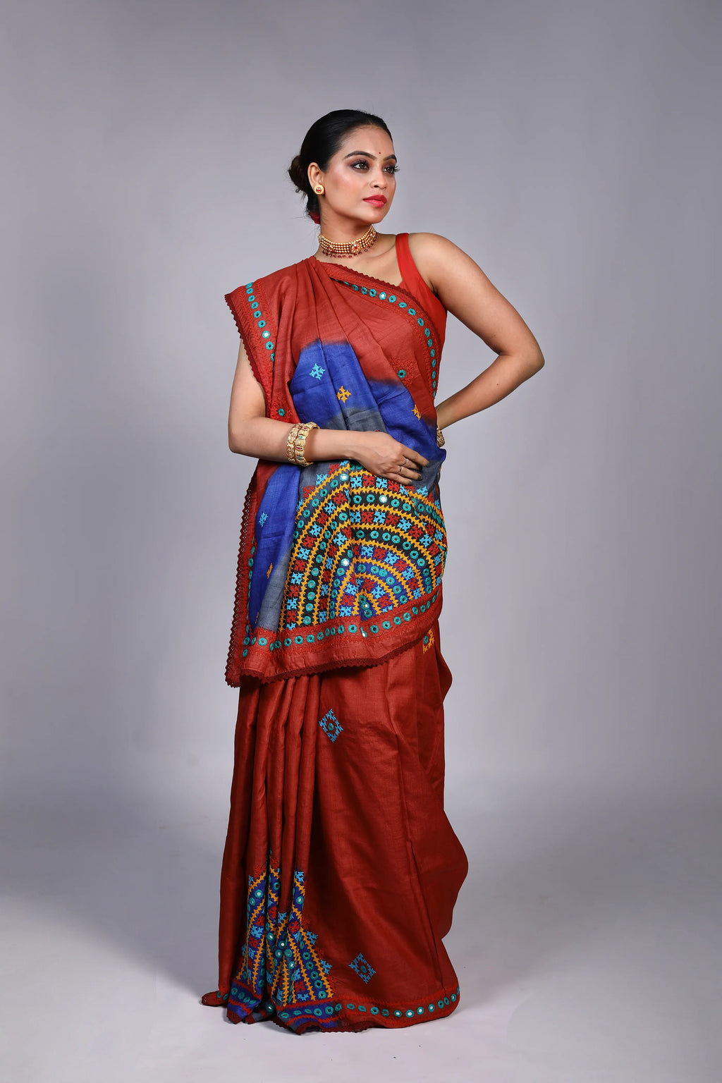 Red Tussar Gujarati Saree With Blouse Piece