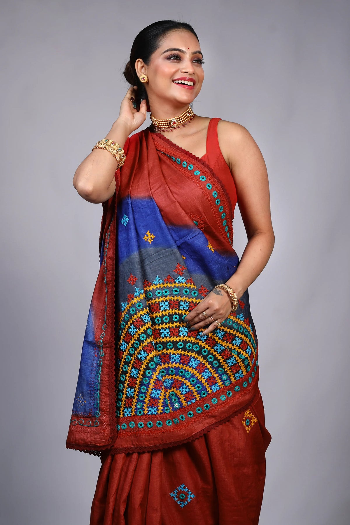Red Tussar Gujarati Saree With Blouse Piece