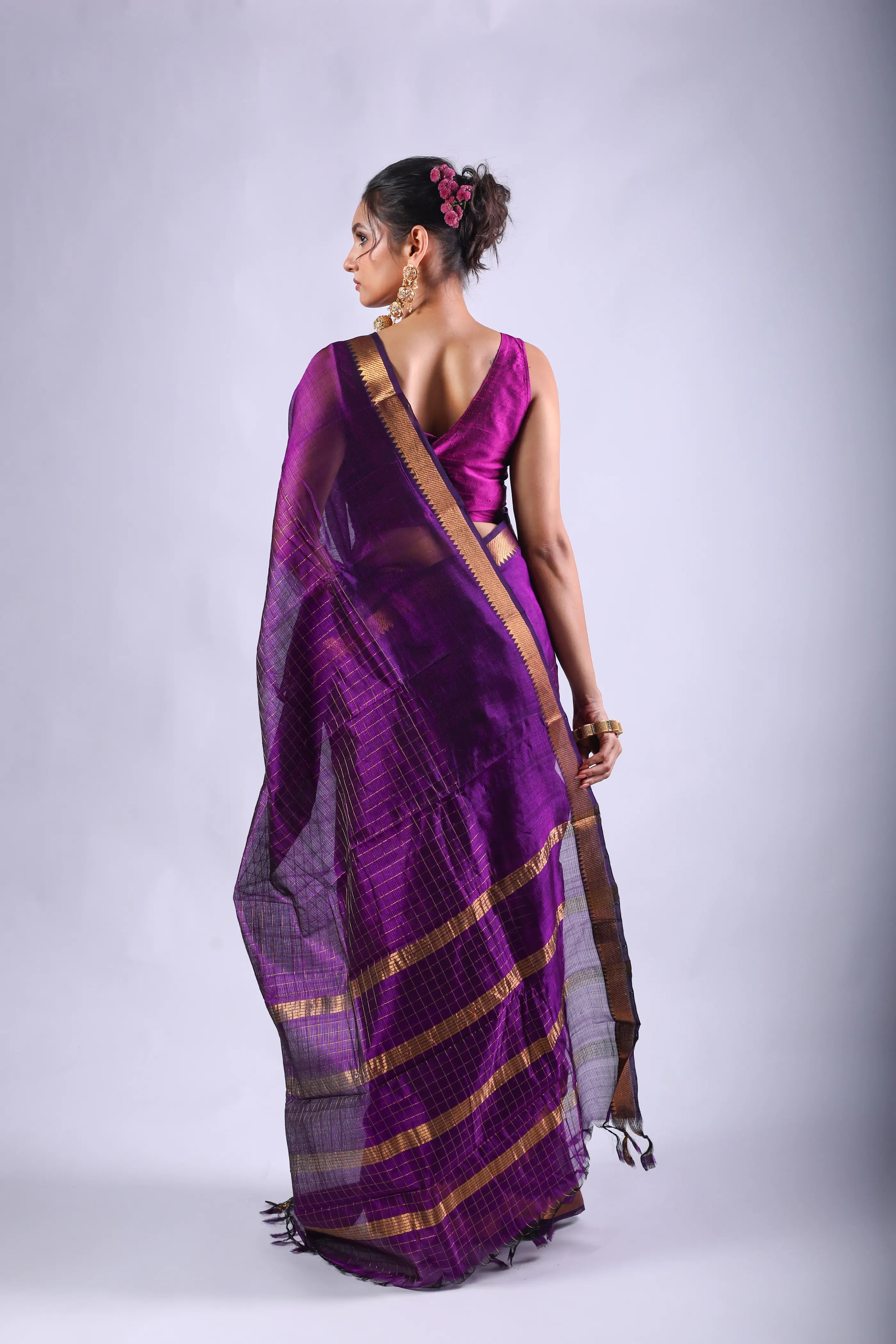 Purple Mangalgiri Silk Saree With Blouse Piece