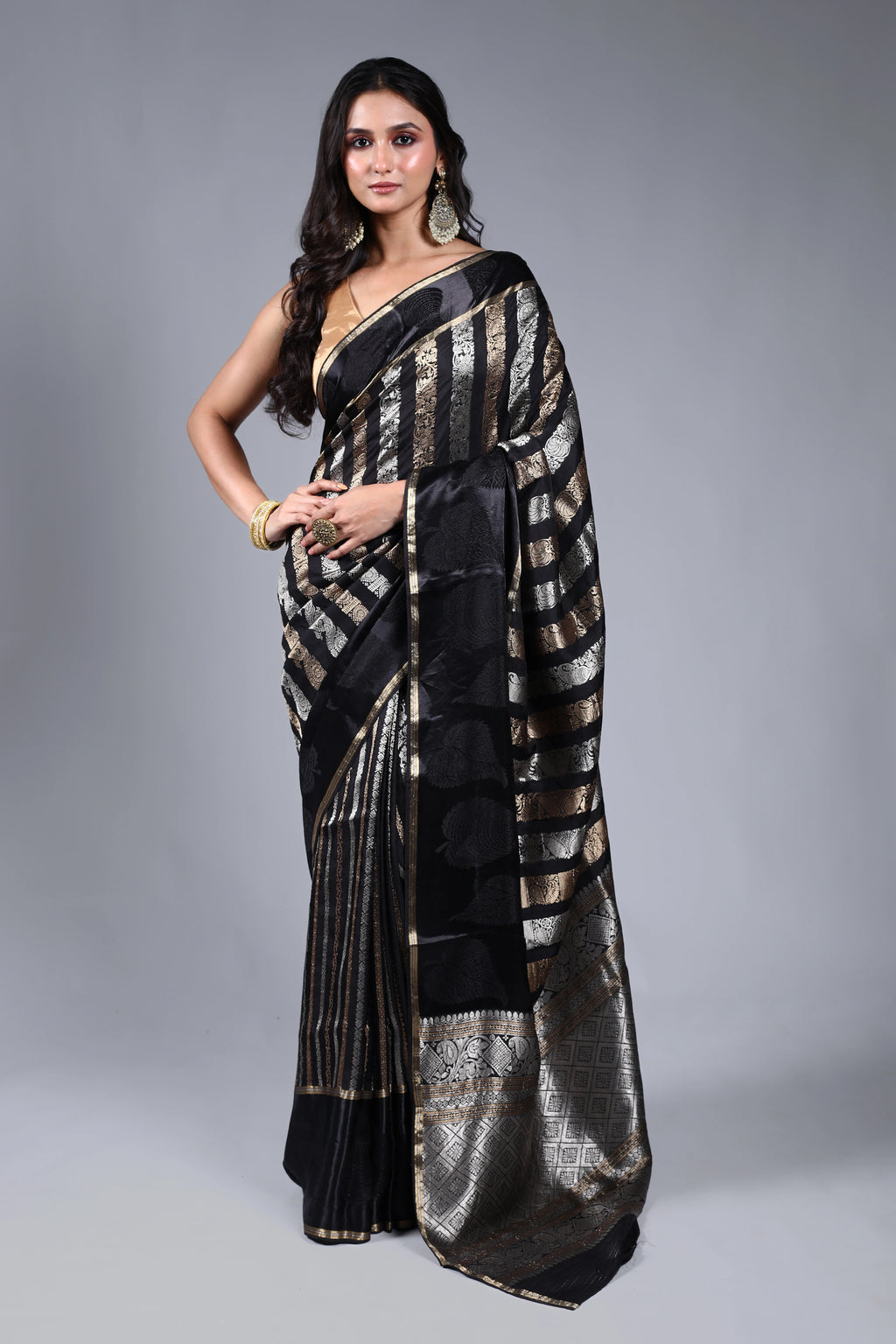 Black Semi Mashru Saree With Blouse Piece