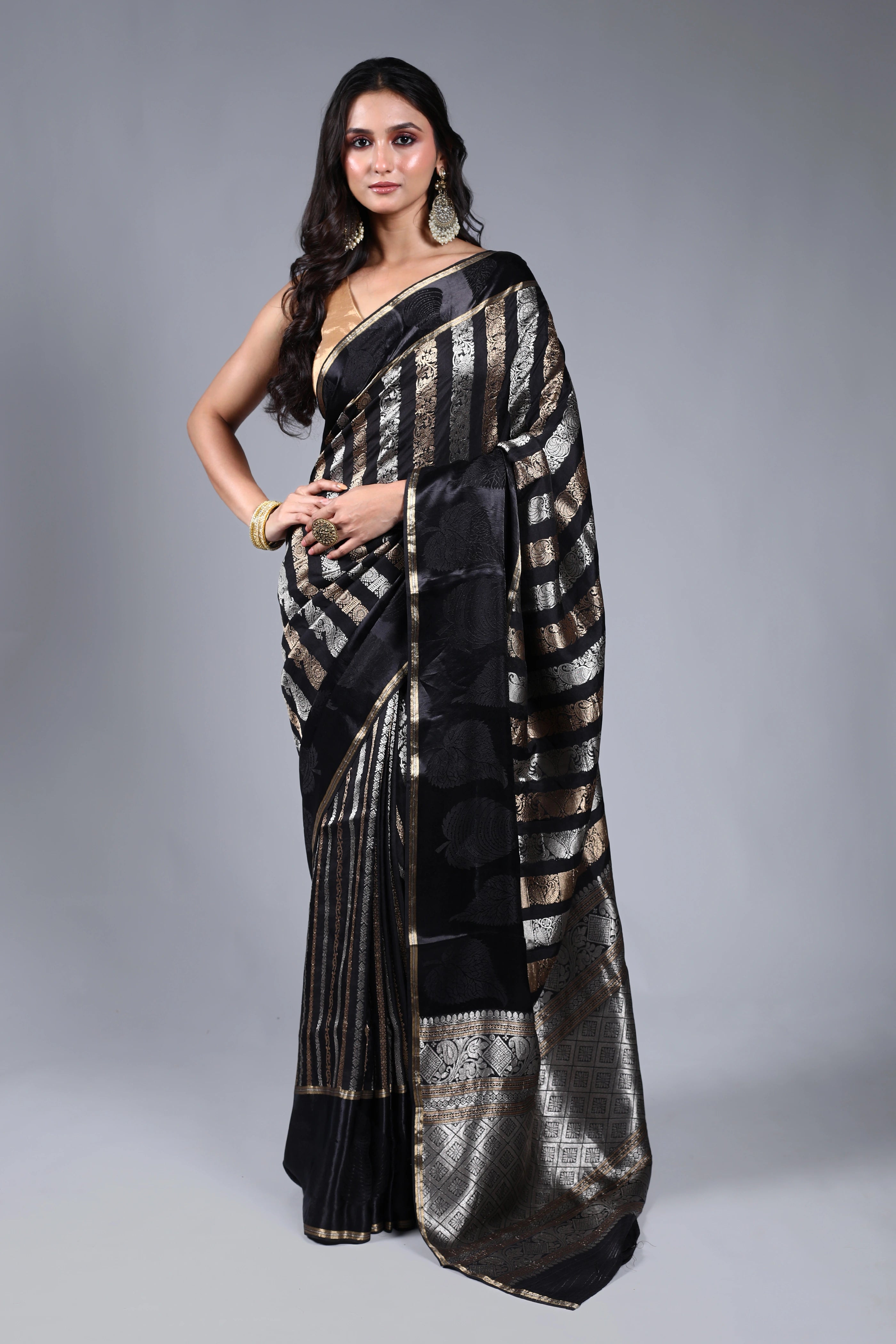 Black Semi Mashru Saree With Blouse Piece