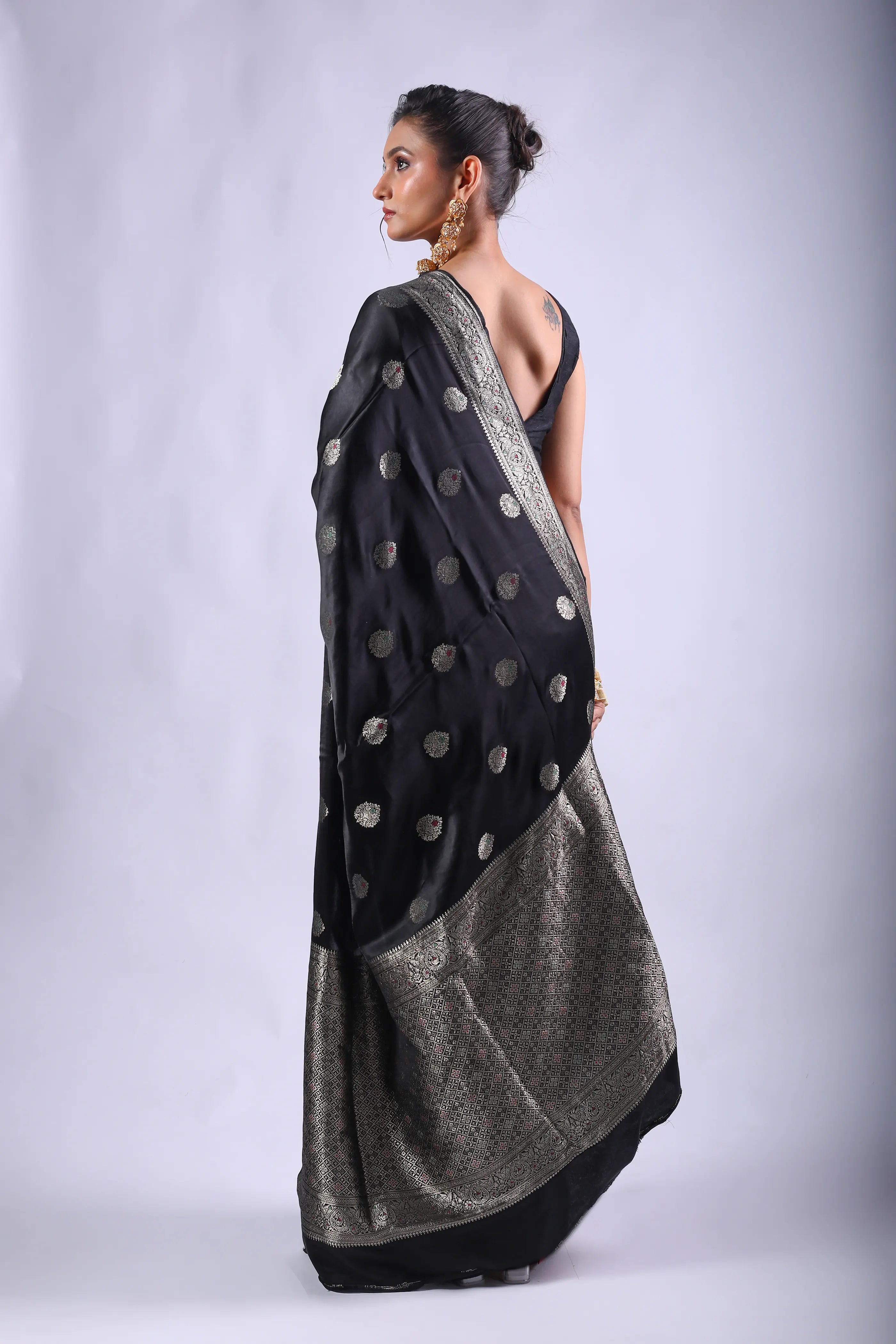 Black Semi Mashru Saree With Blouse Piece