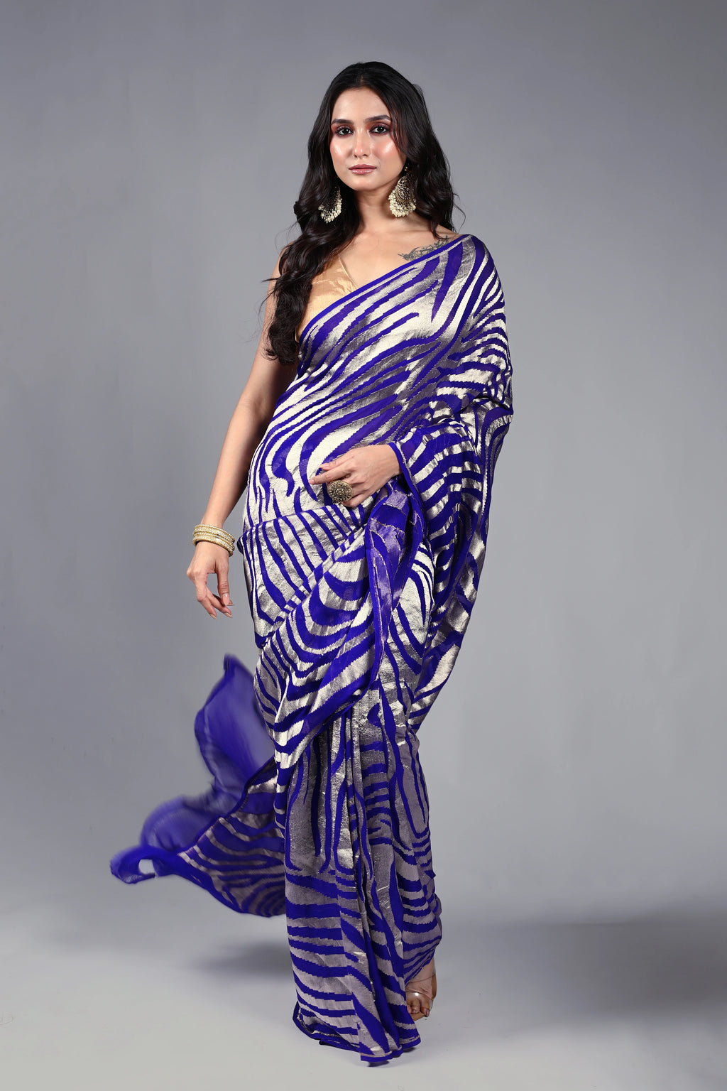 Navy Blue Khaddi Banarasi Saree With Blouse Piece