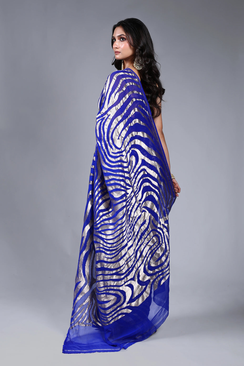 Navy Blue Khaddi Banarasi Saree With Blouse Piece