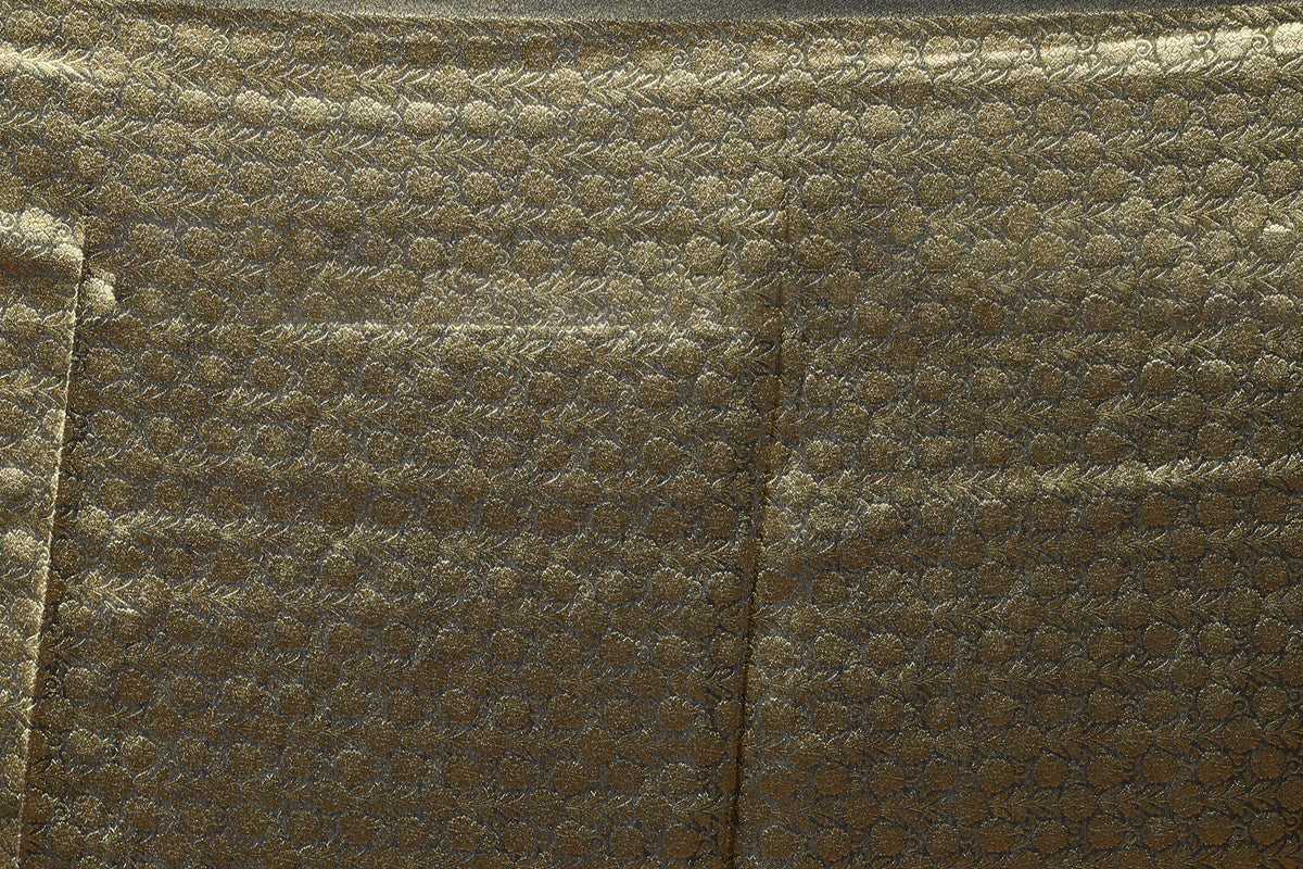 Pistagreen Semi Tissue Kani Aari Work Saree With Blouse Piece