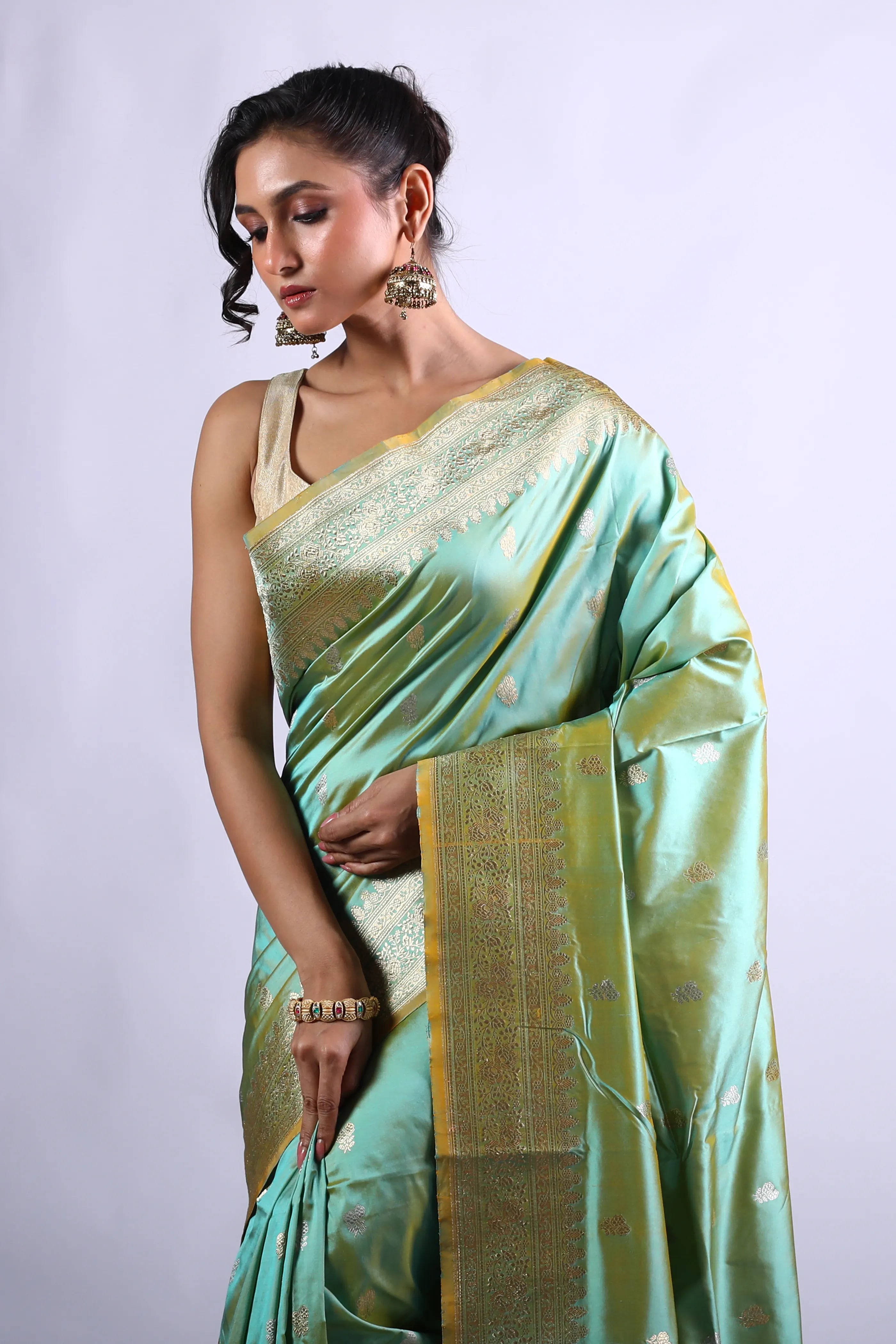 Powder Green Dual Tone Katan Banarasi Saree With Blouse Piece