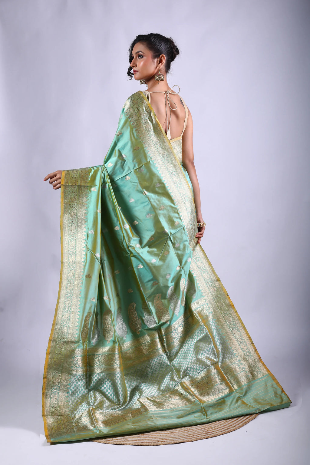 Powder Green Dual Tone Katan Banarasi Saree With Blouse Piece