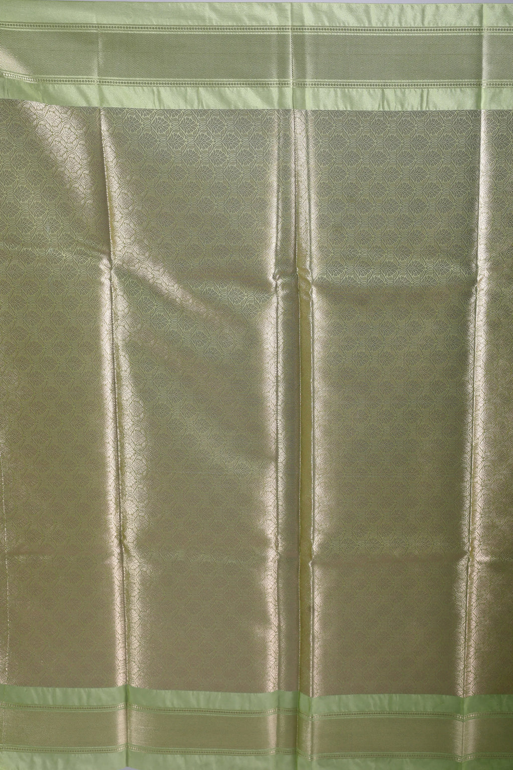 Pista Green Blended Kora Banarasi Saree With Blouse Piece