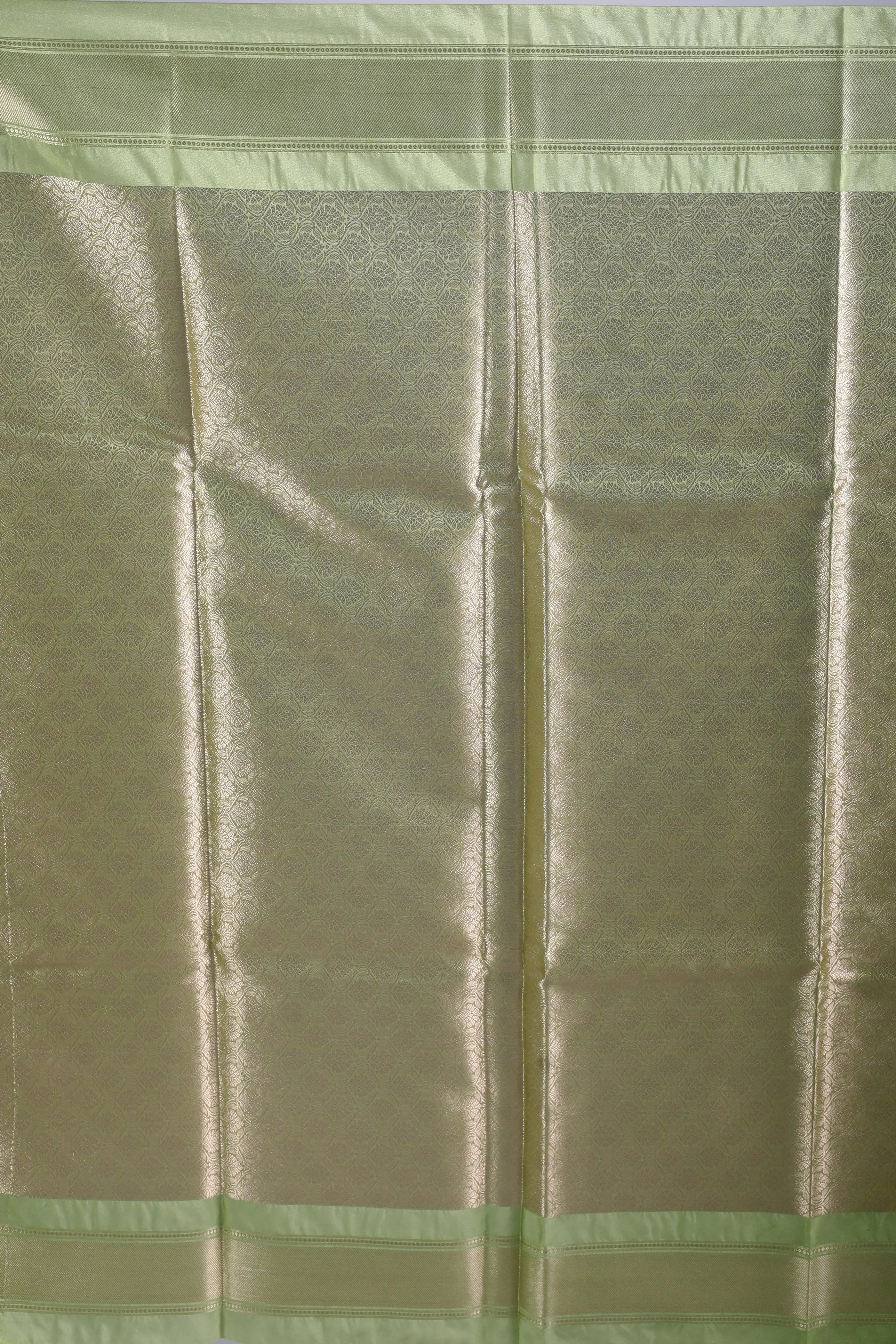 Pista Green Blended Kora Banarasi Saree With Blouse Piece