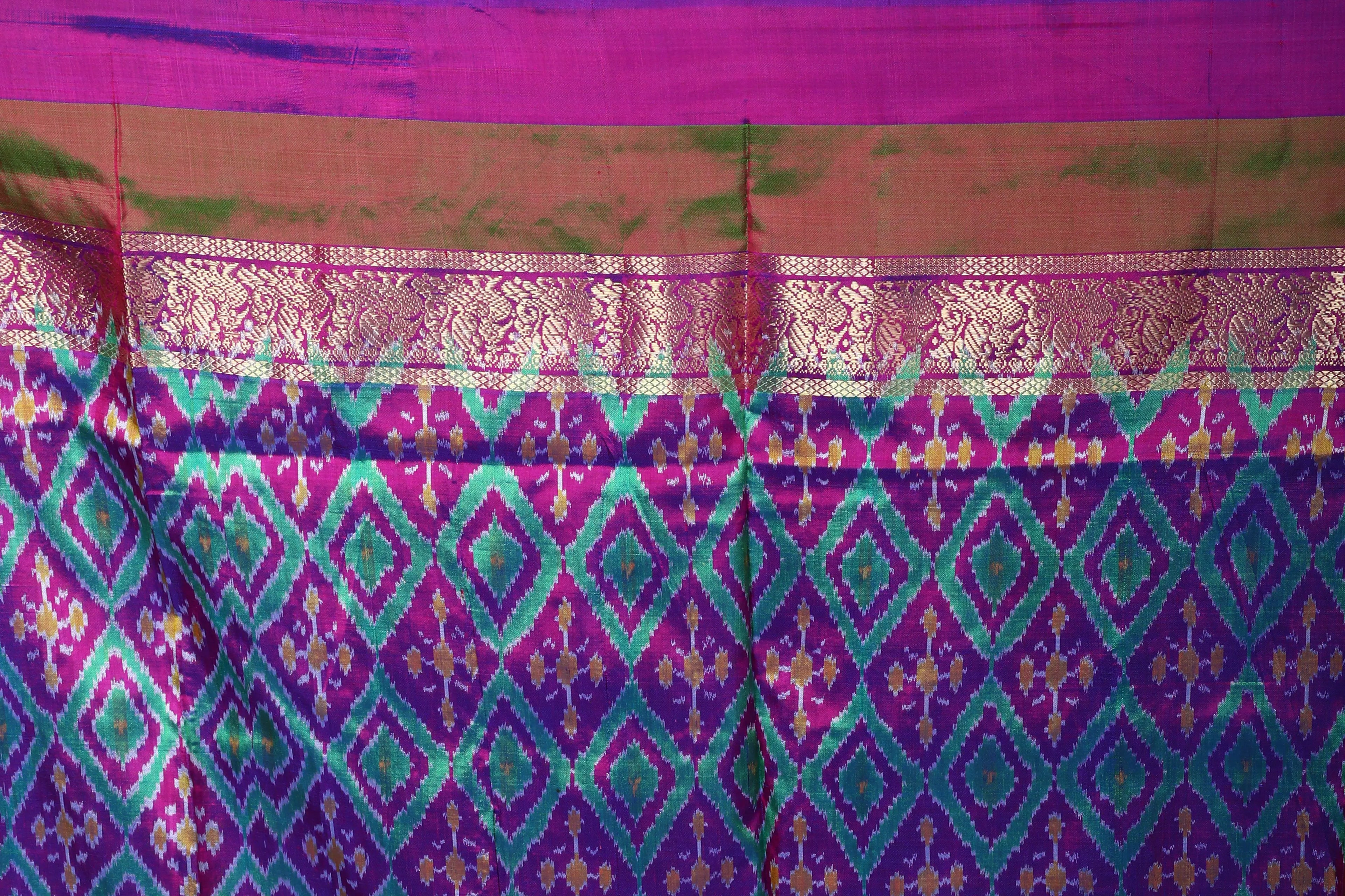 Yellow Pochampally Silk Saree With Blouse Piece