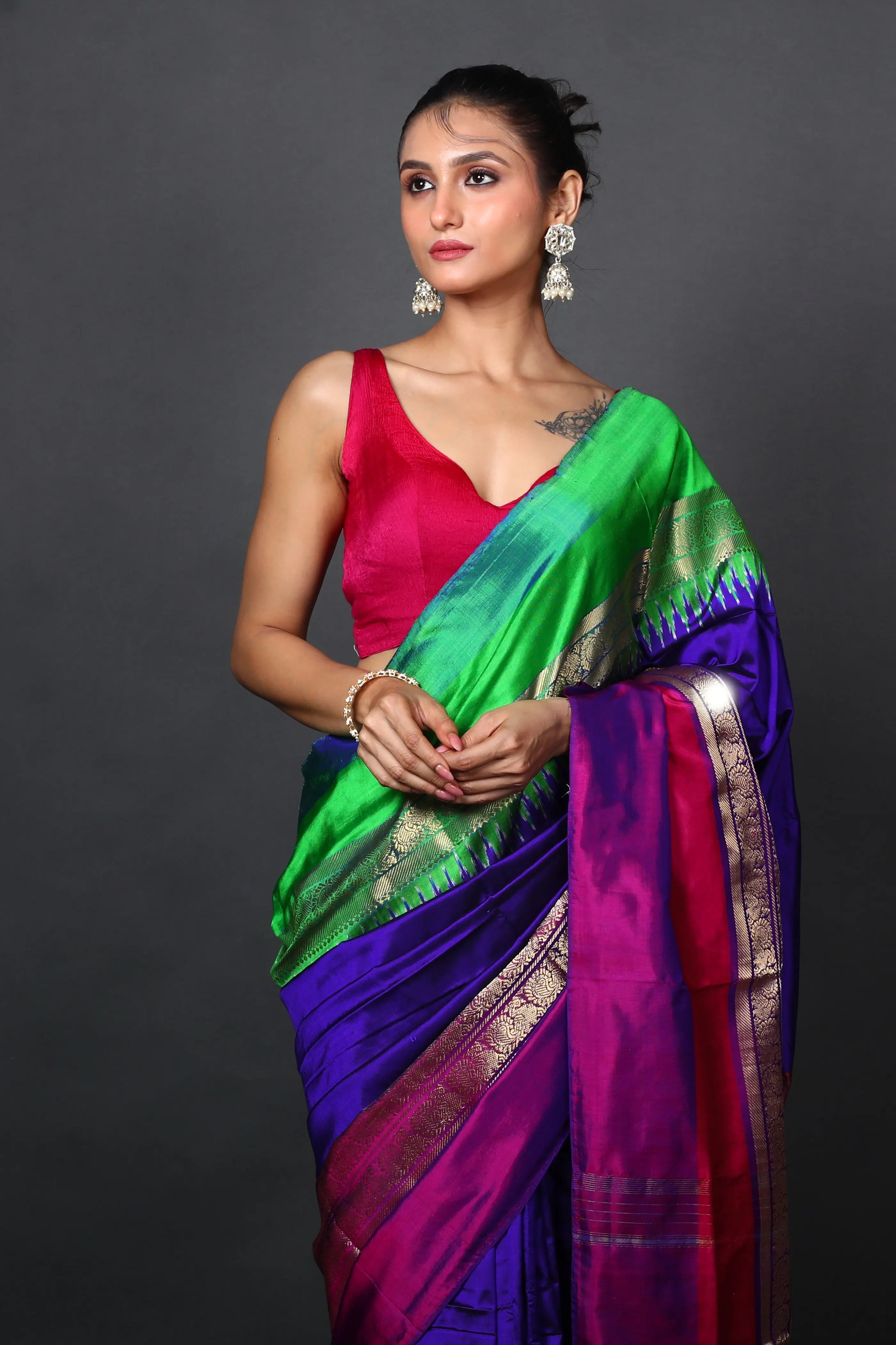 Royal Blue Pochampally Silk Saree With Blouse Piece