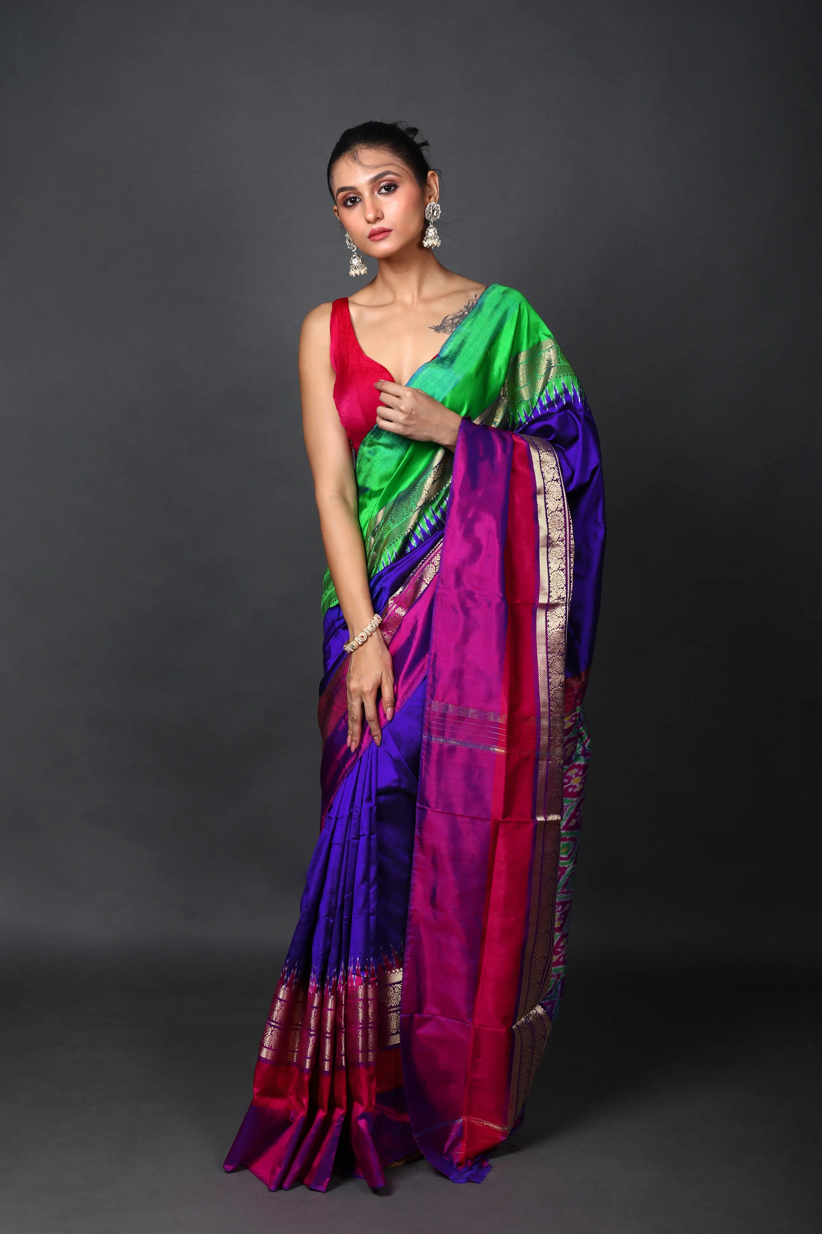 Royal Blue Pochampally Silk Saree With Blouse Piece