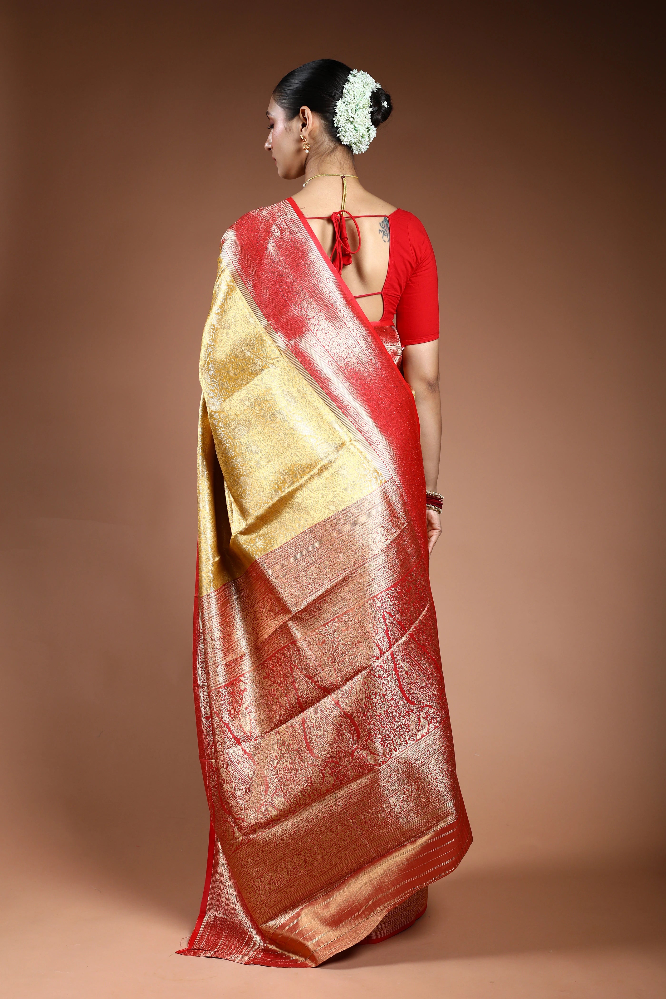 Golden Semi Tissue Kanjivaram Saree With Blouse Piece