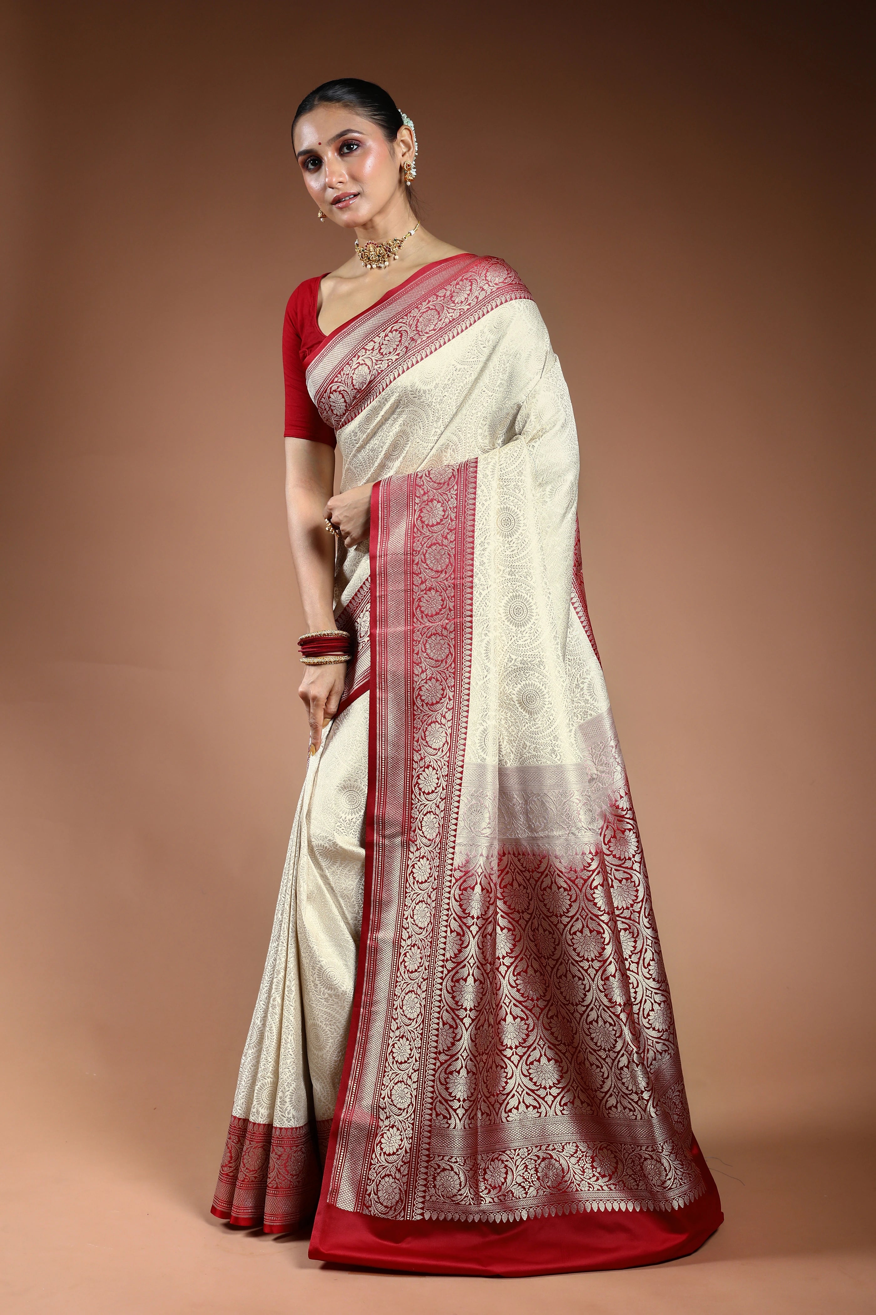 White Semi Brocade Katan Banrasi Saree With Blouse Piece