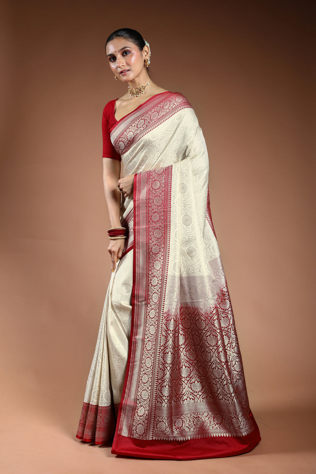White Semi Brocade Katan Banrasi Saree With Blouse Piece